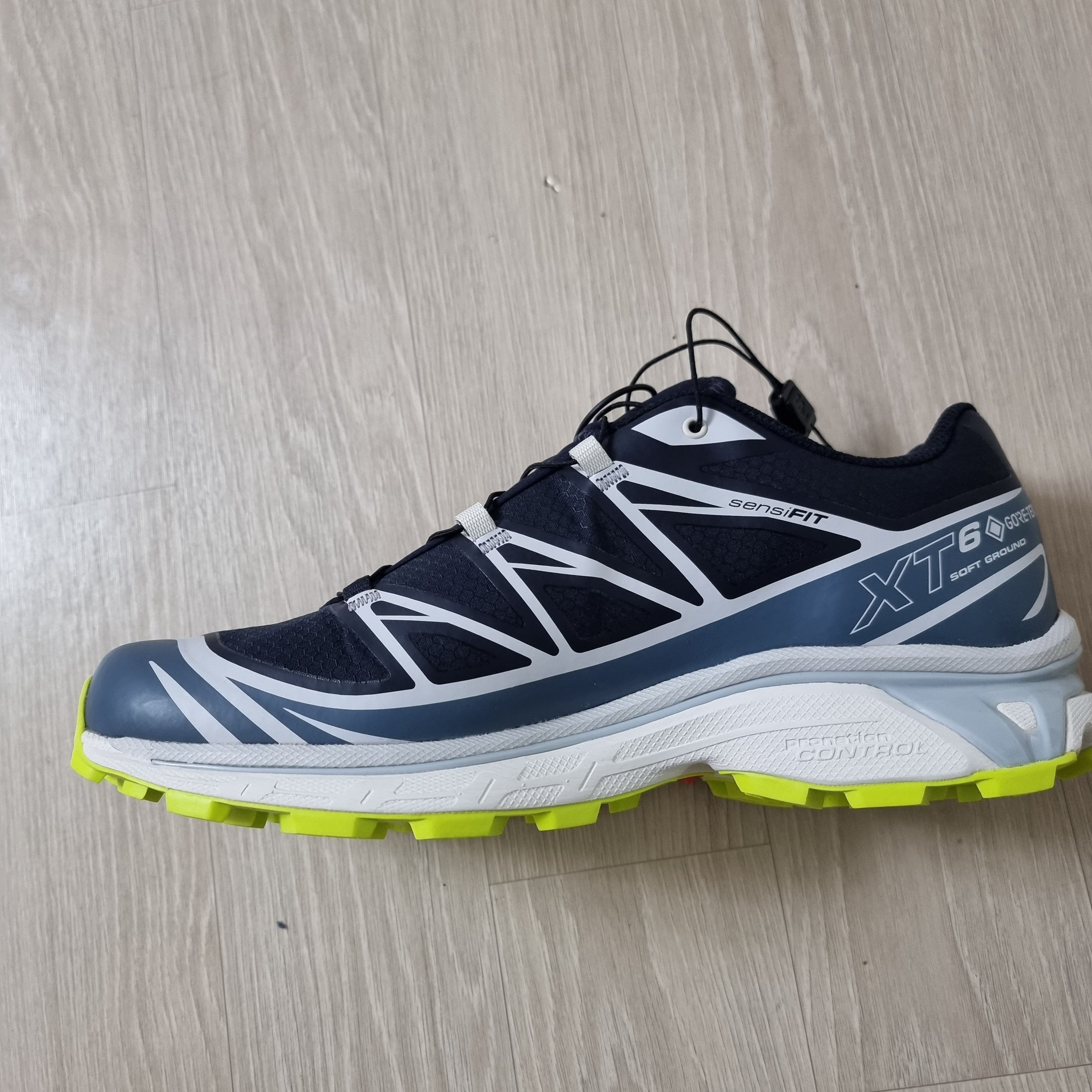 Salomon XT-6 Gore-Tex Night Sky 착용 스타일 - 2