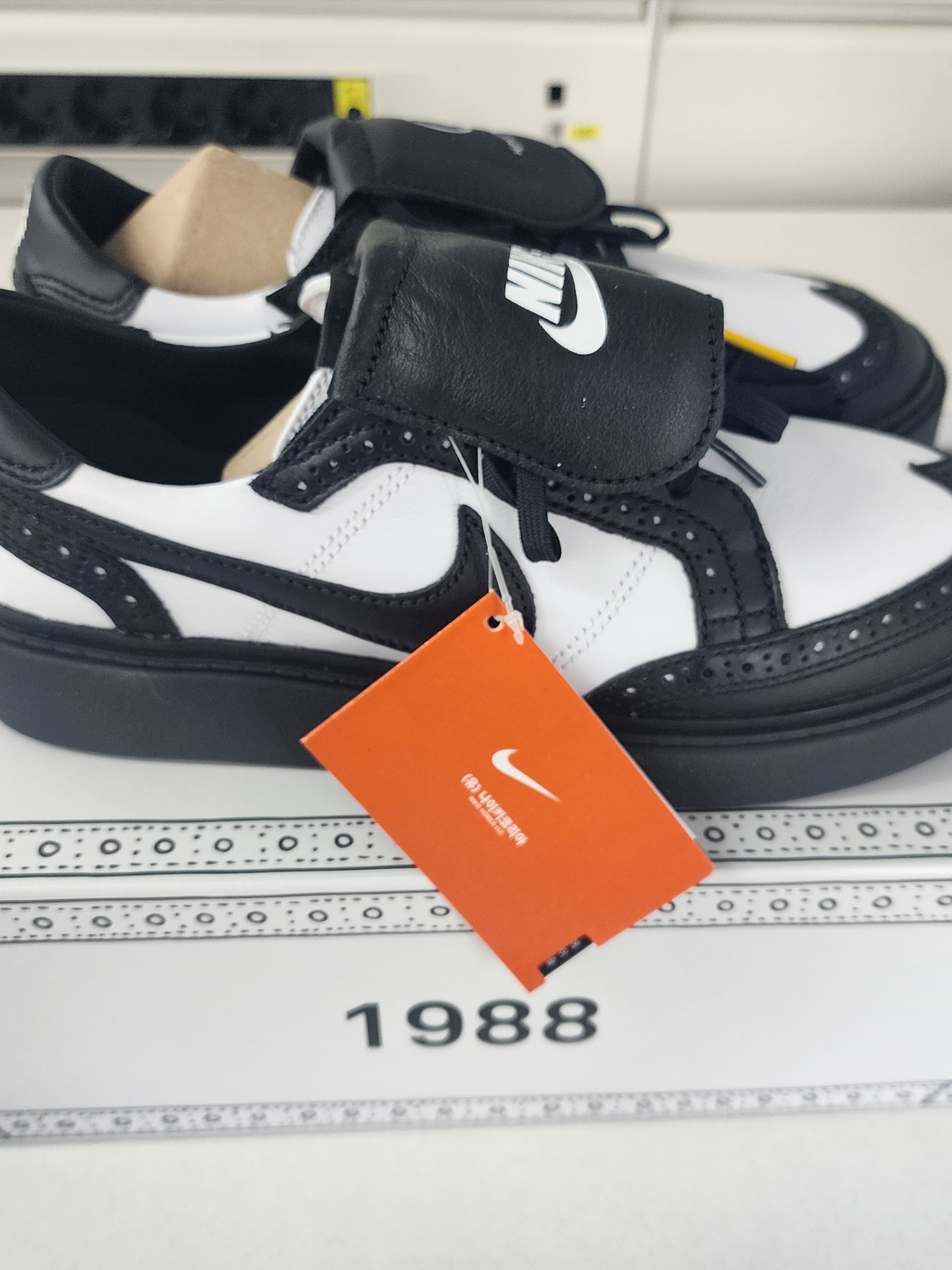 Nike x Peaceminusone Kwondo1 Black and White 착용 스타일 - 4