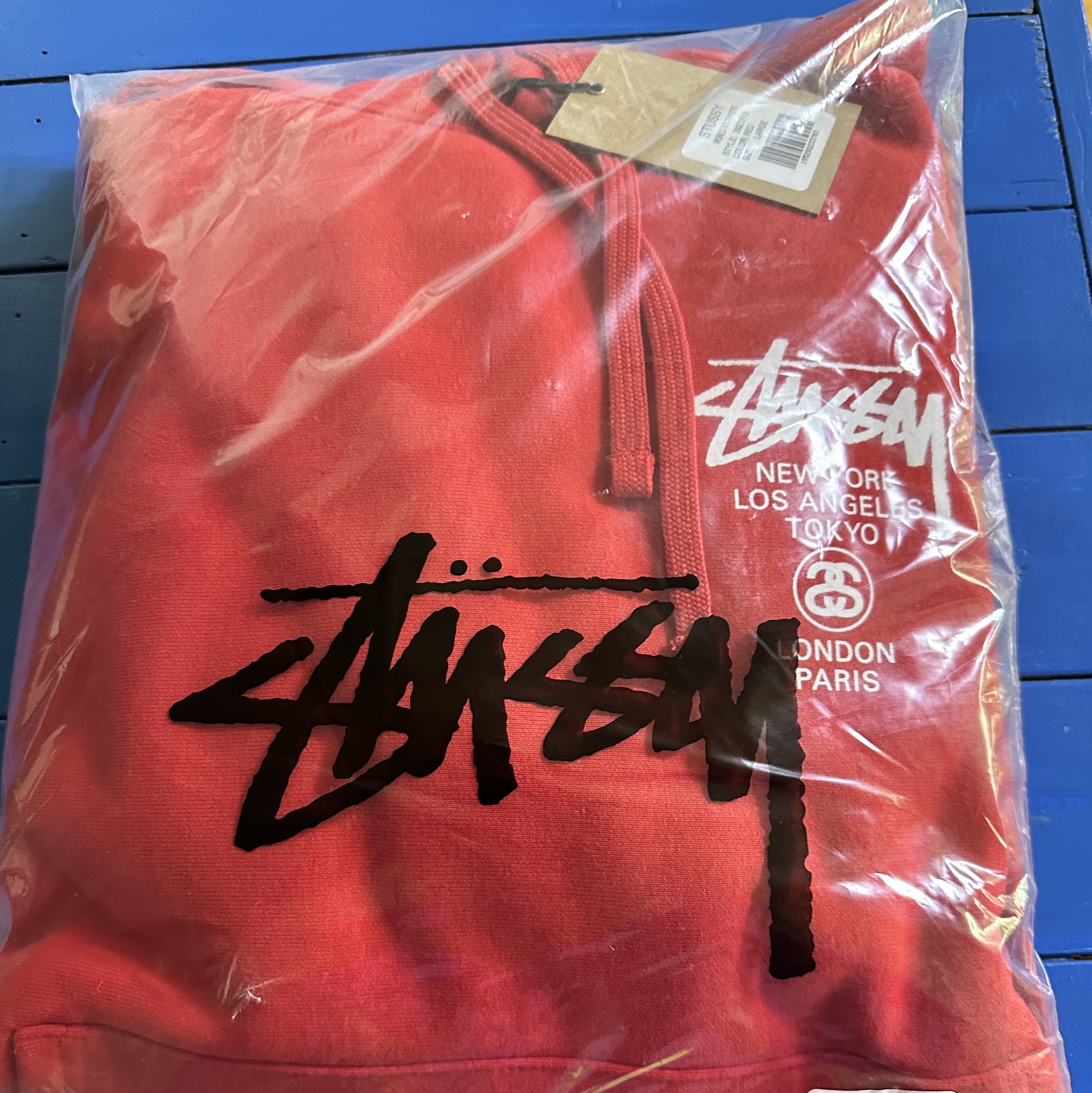 Stussy World Tour Hoodie Black 2023 착용 스타일