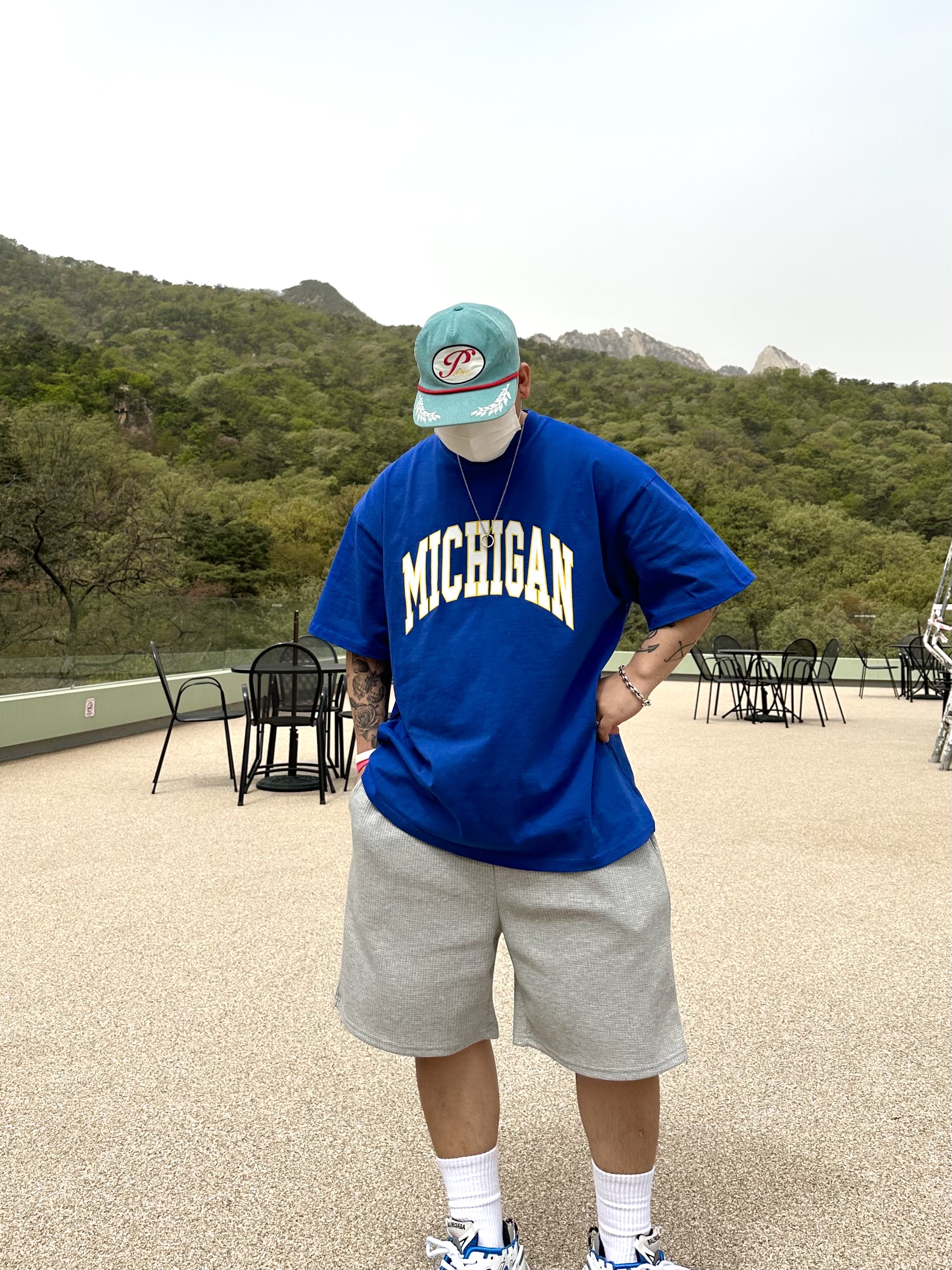 Balenciaga Runner Sneakers Blue White, Peaceminusone 5 Panel Ball Cap #2 Mint 착용 스타일 - 2
