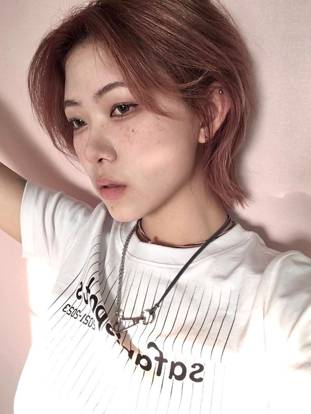 Safarispot Women 1/2 Safarispots Magazine Tee White 착용 스타일 - 3