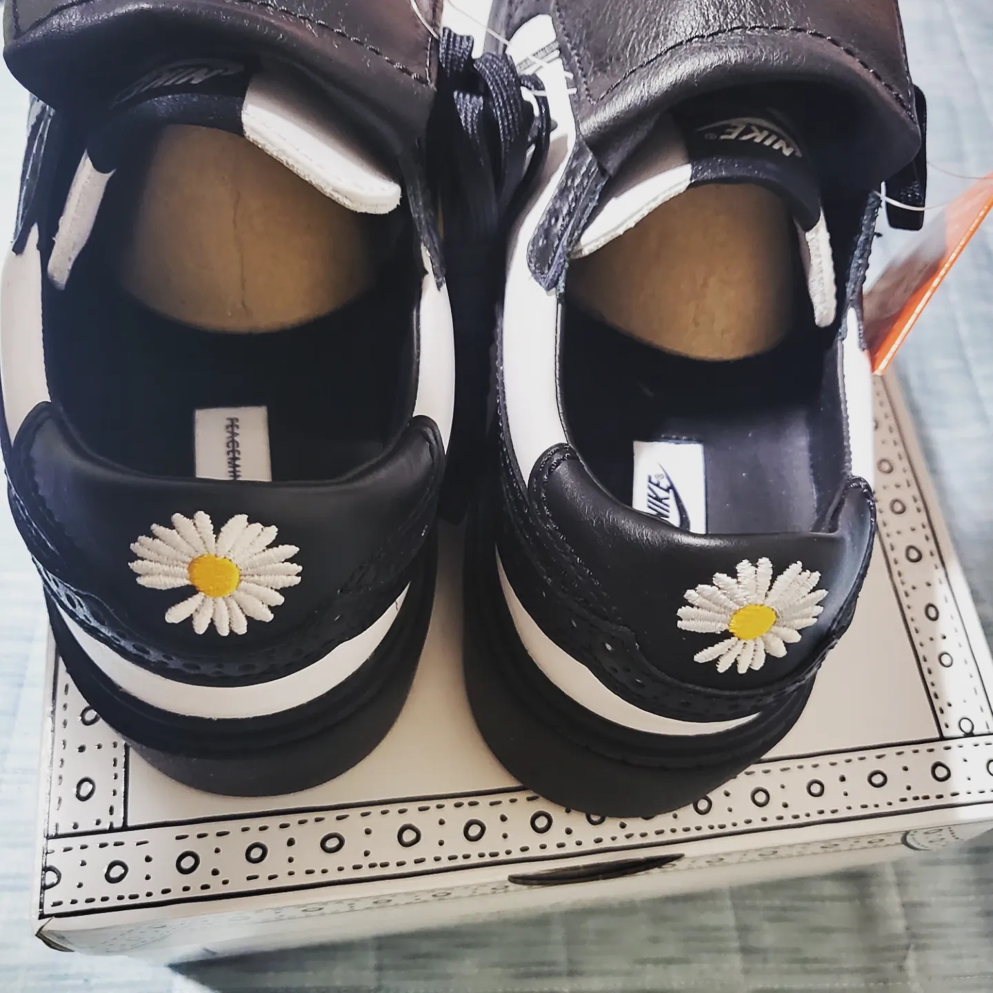 Nike x Peaceminusone Kwondo1 Black and White 착용 스타일 - 2