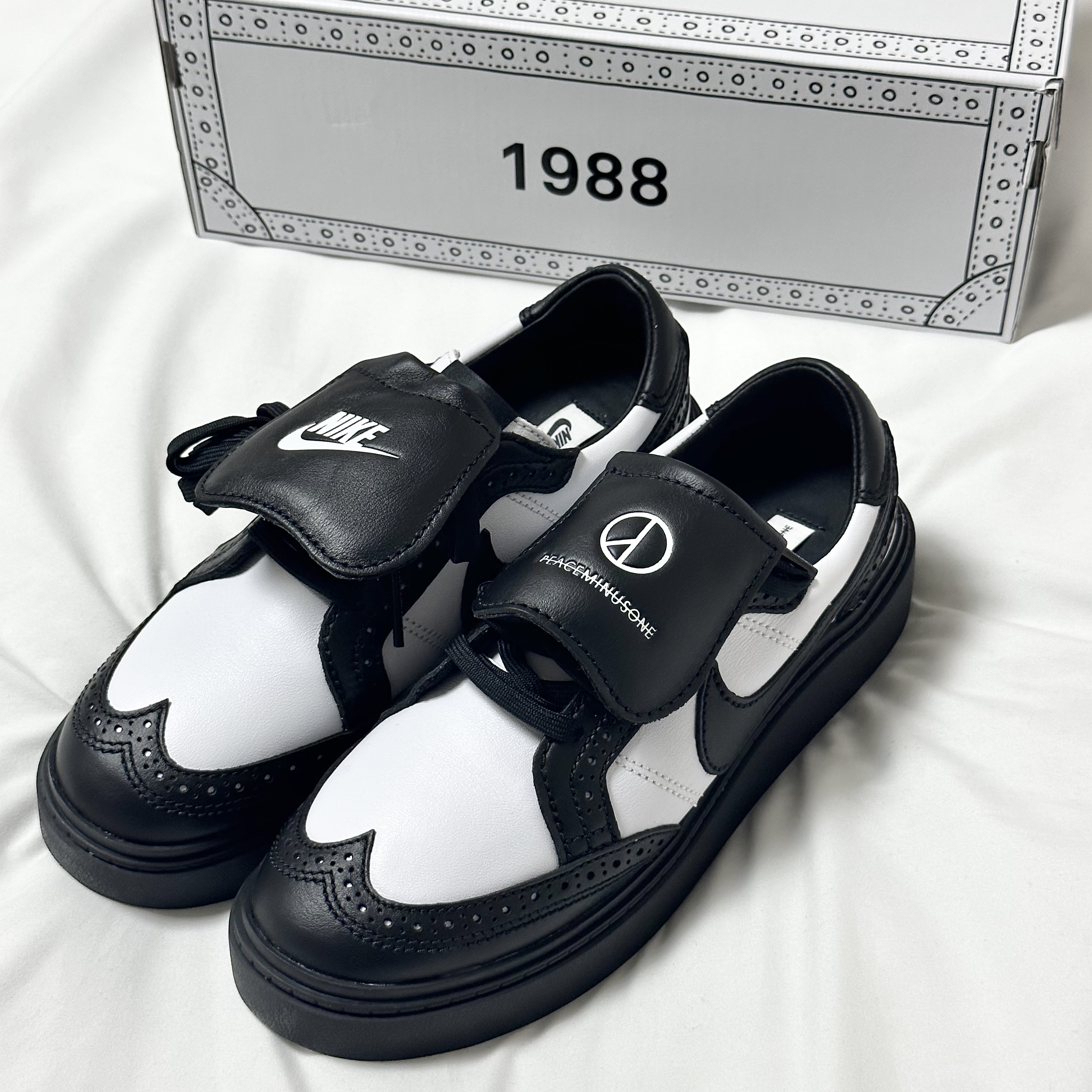 Nike x Peaceminusone Kwondo1 Black and White 착용 스타일 - 1