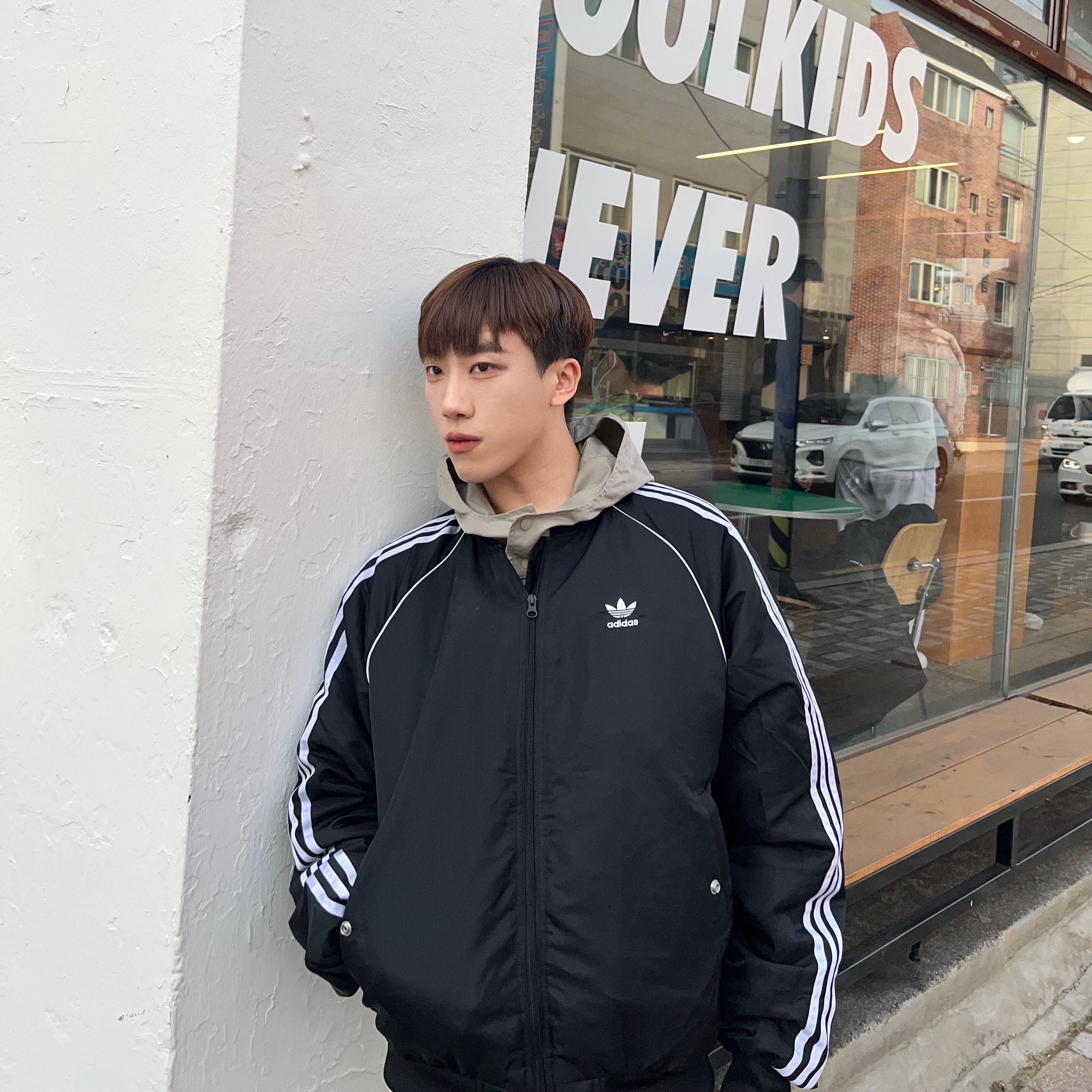 Adidas Originals Quilted Superstar Bomber Jacket Black - KR Sizing 착용 스타일 - 3