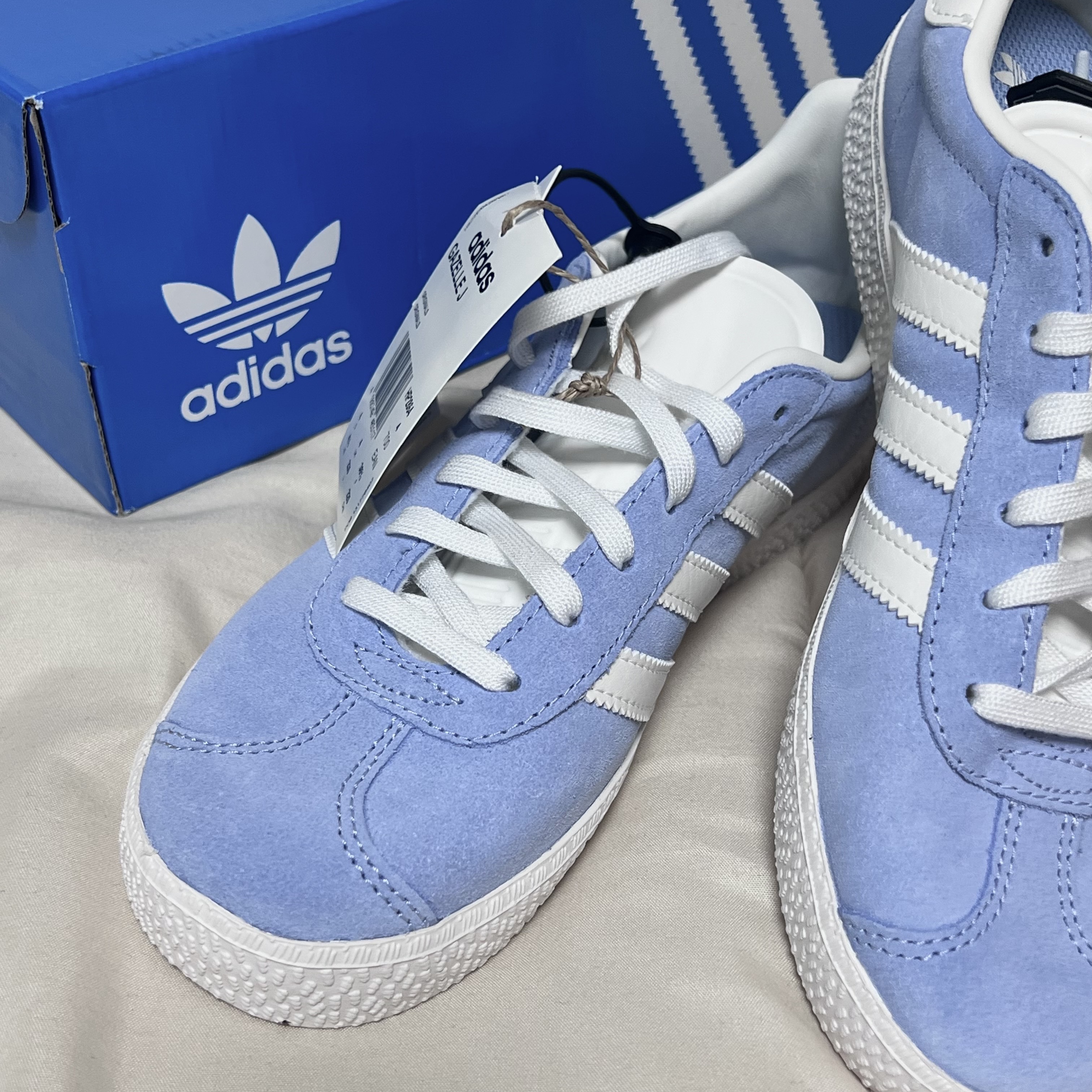 (J) Adidas Gazelle Blue Dawn 착용 스타일