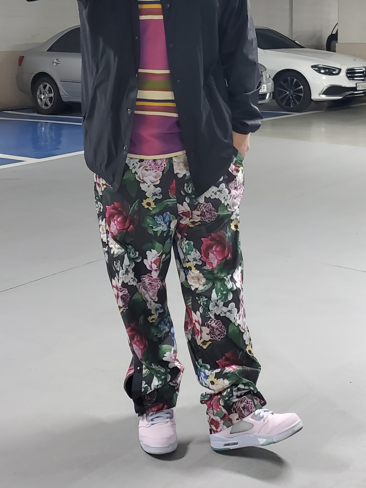 Supreme Box Logo Mesh Back New Era Pink - 22SS, Jordan 5 Retro SE Regal Pink 착용 스타일 - 4