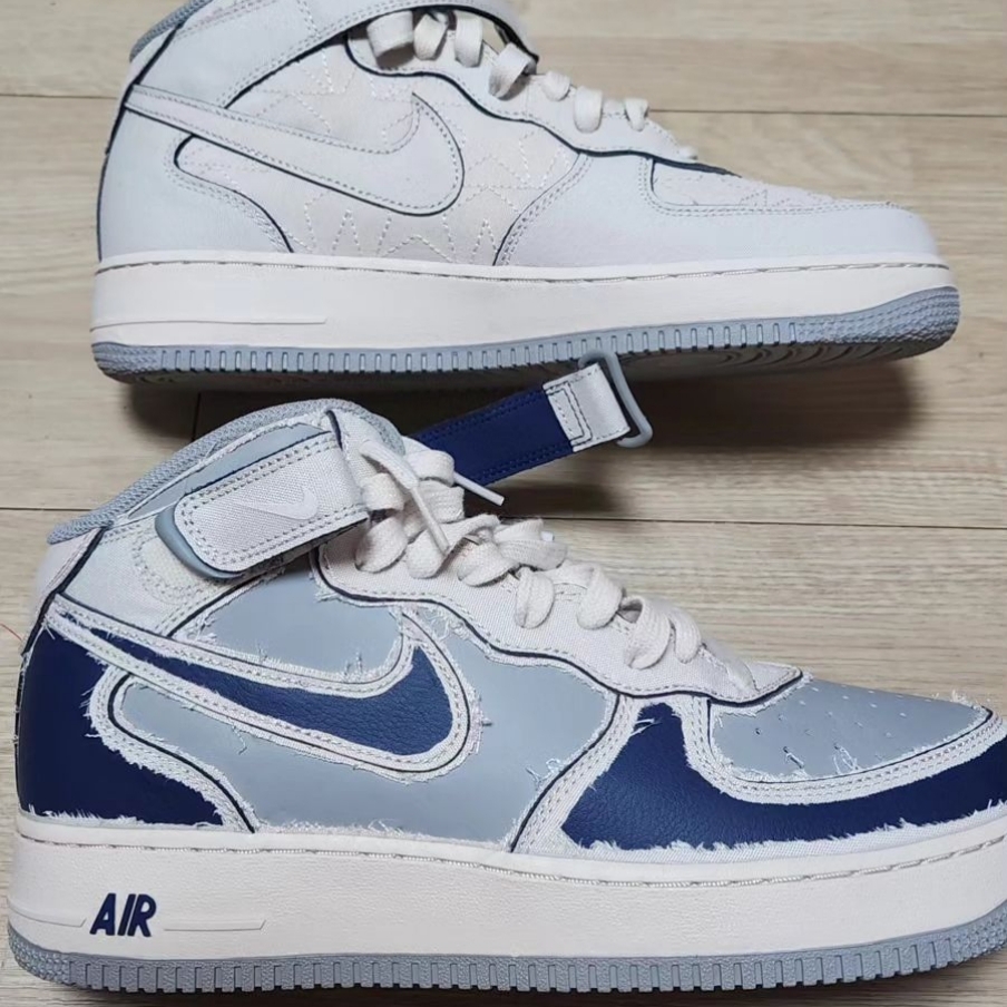 Nike Air Force 1 Mid '07 Pearl White 착용 스타일