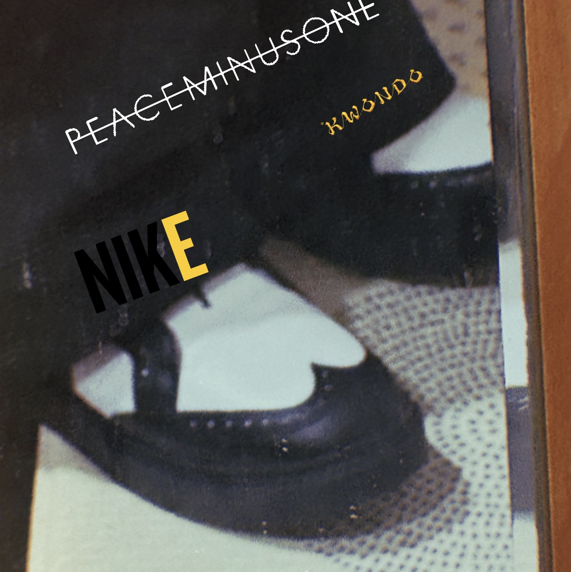 Nike x Peaceminusone Kwondo1 Black and White 착용 스타일
