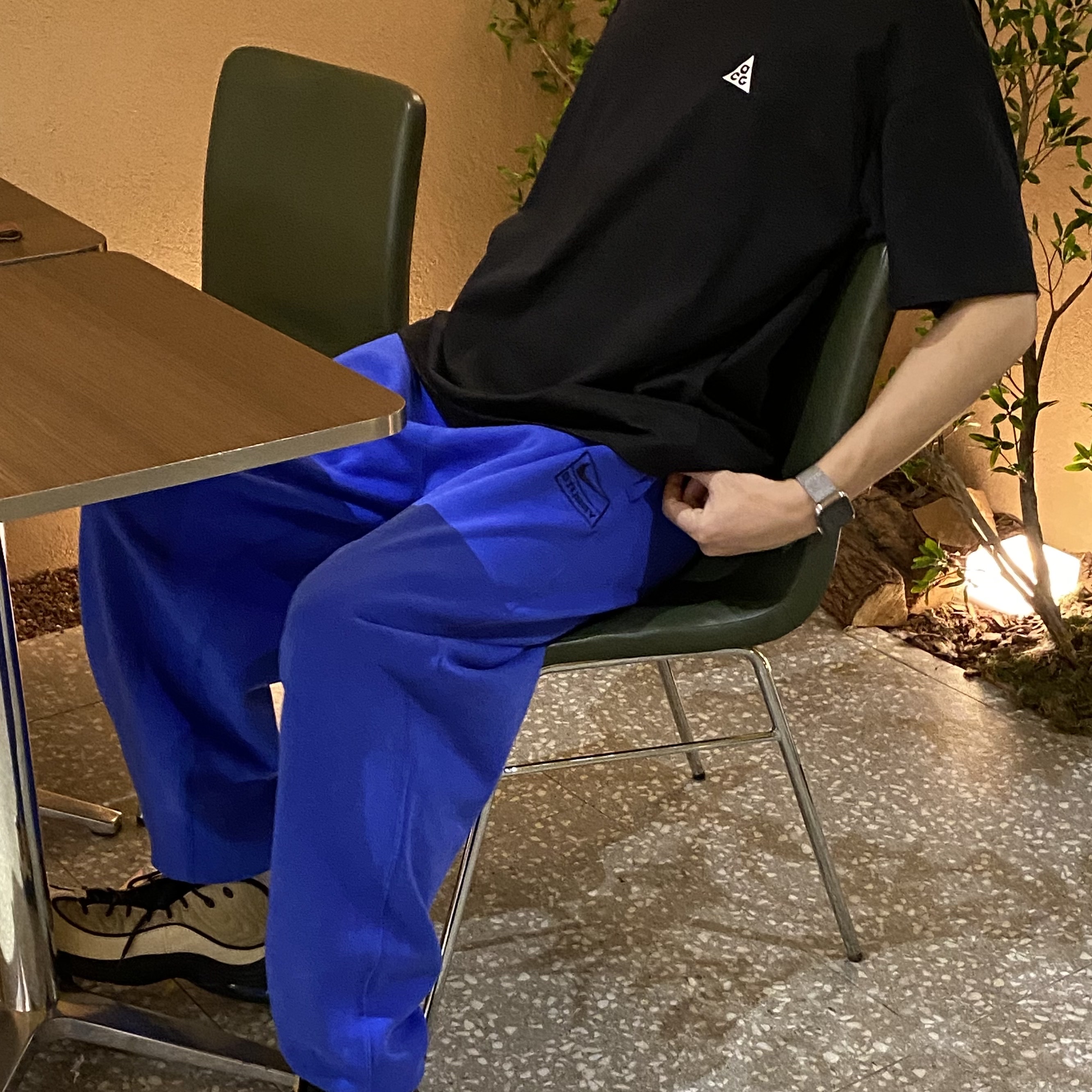 Nike x Stussy Air Penny II Rattan and Limestone, Nike x Stussy NRG Acid Washed Fleece Pants Game Royal (DR4025-480) 착용 스타일