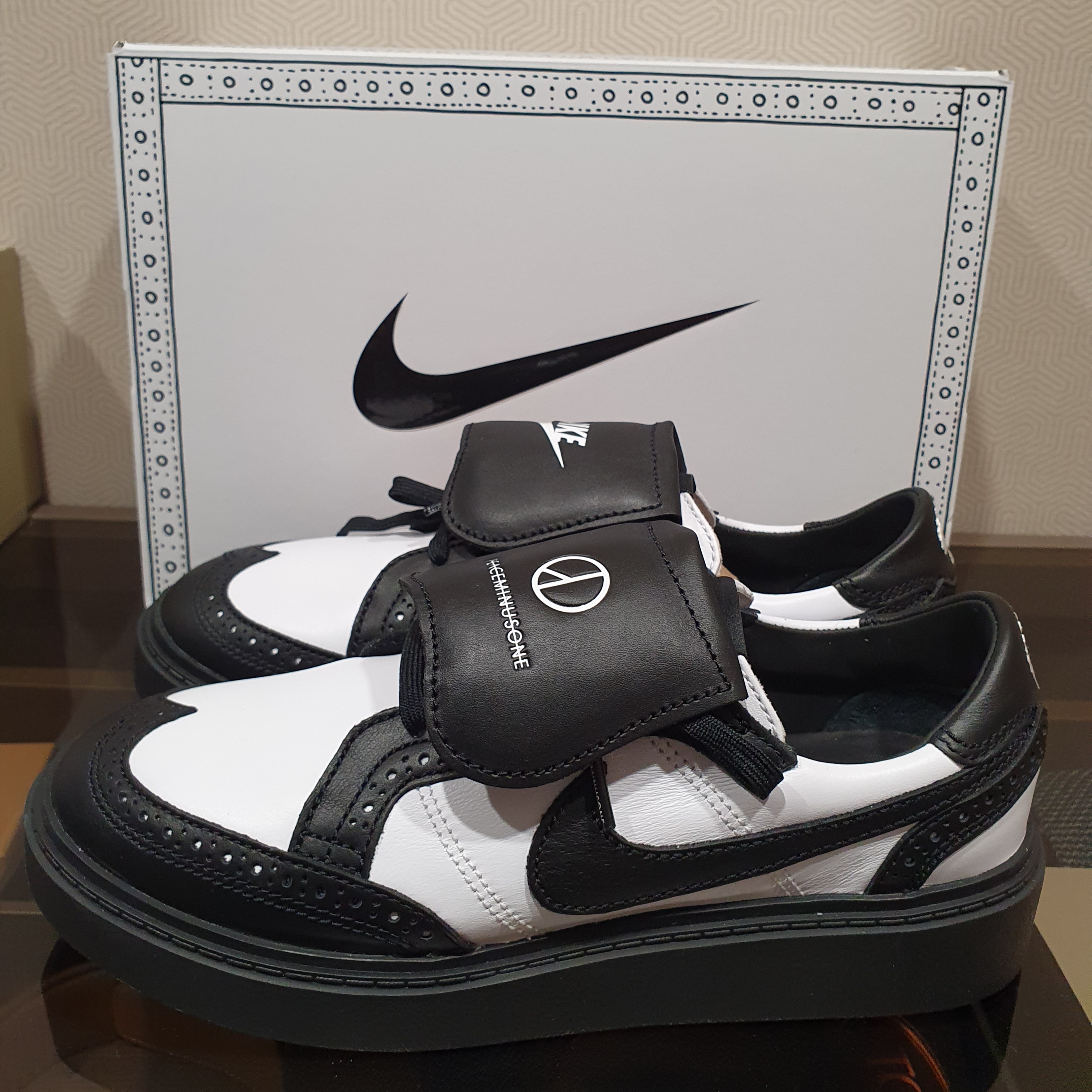 Nike x Peaceminusone Kwondo1 Black and White 착용 스타일 - 2