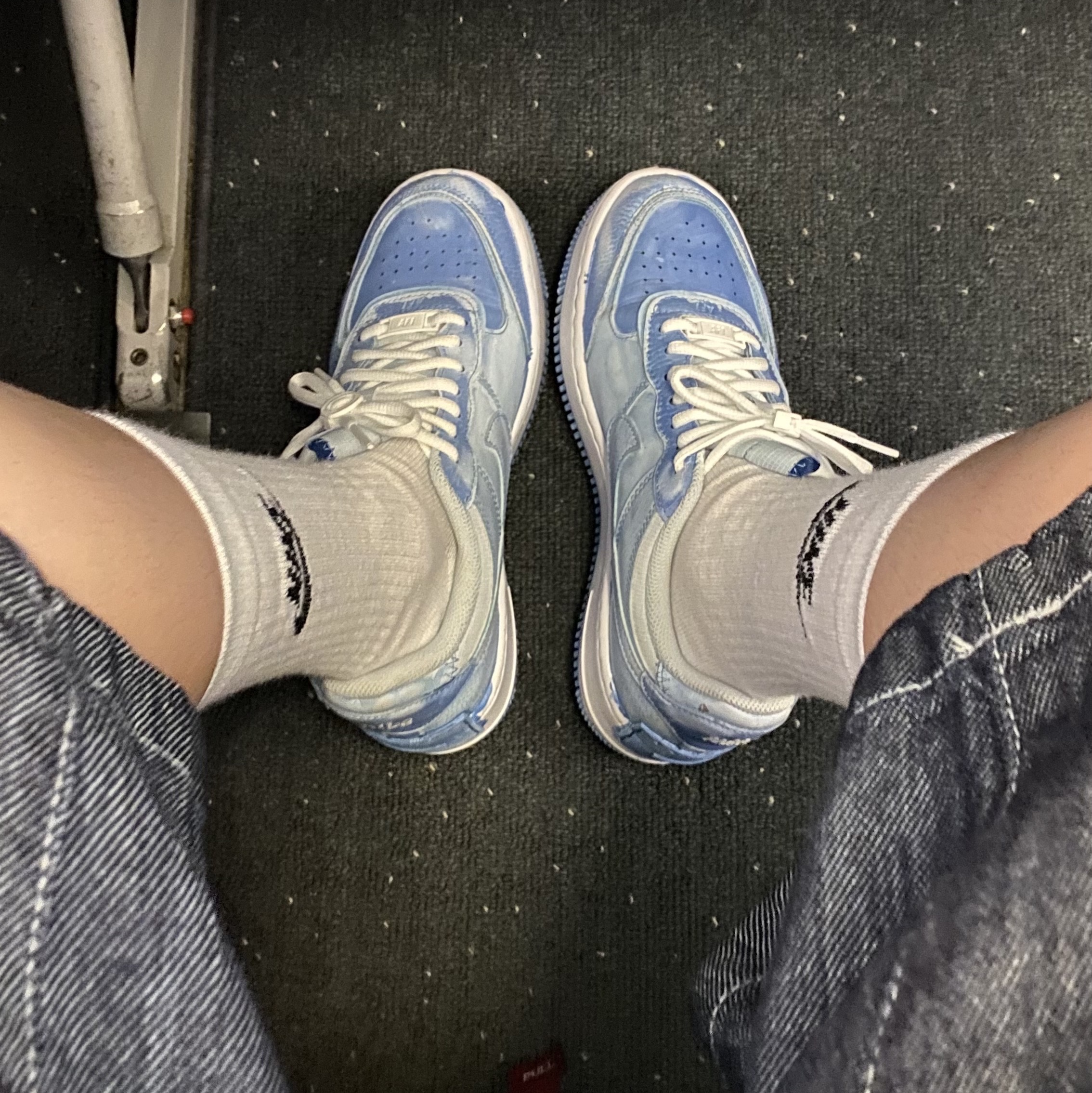 (W) Nike Air Force 1 Shadow Triple White 착용 스타일 - 3