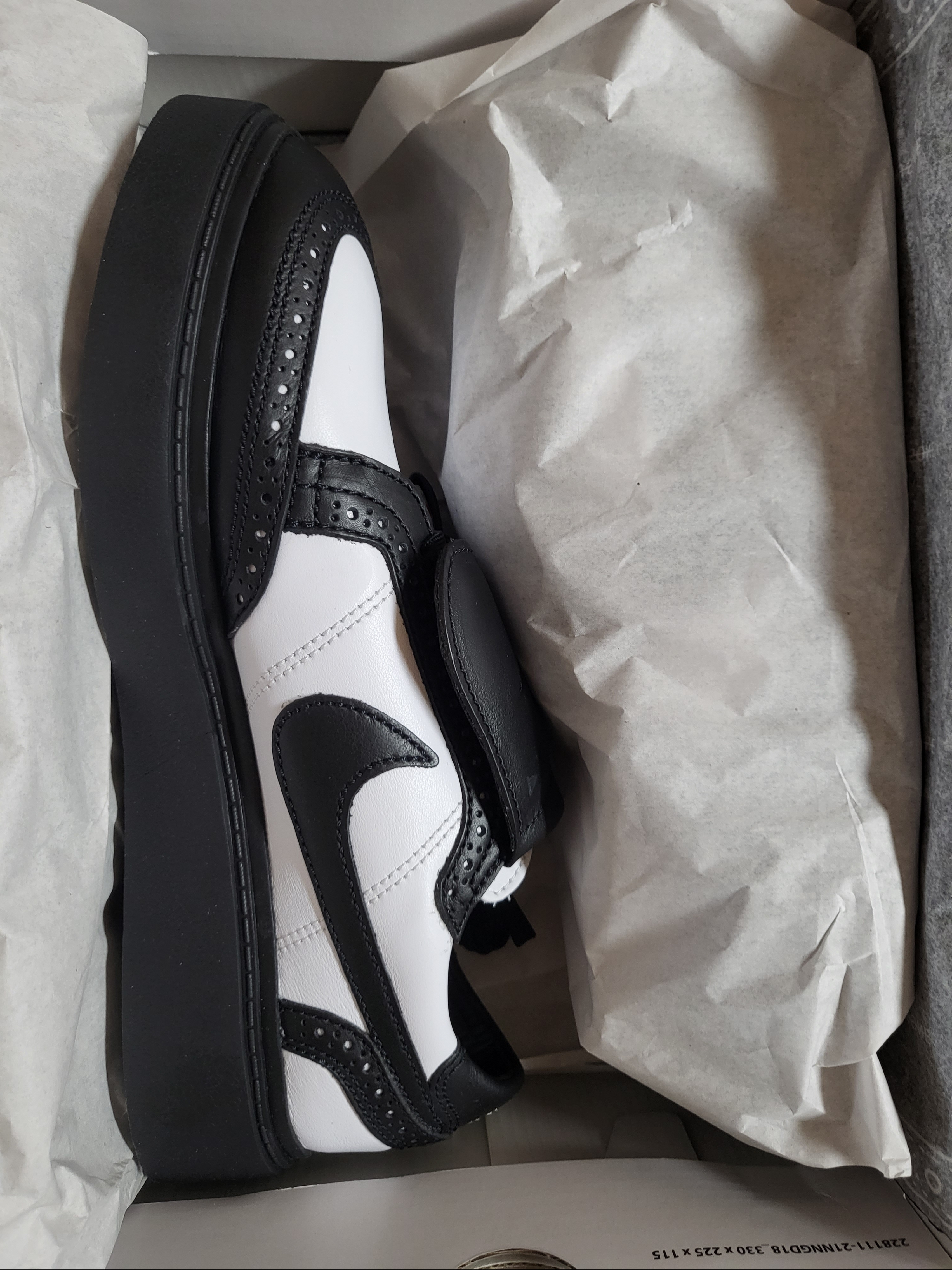Nike x Peaceminusone Kwondo1 Black and White 착용 스타일