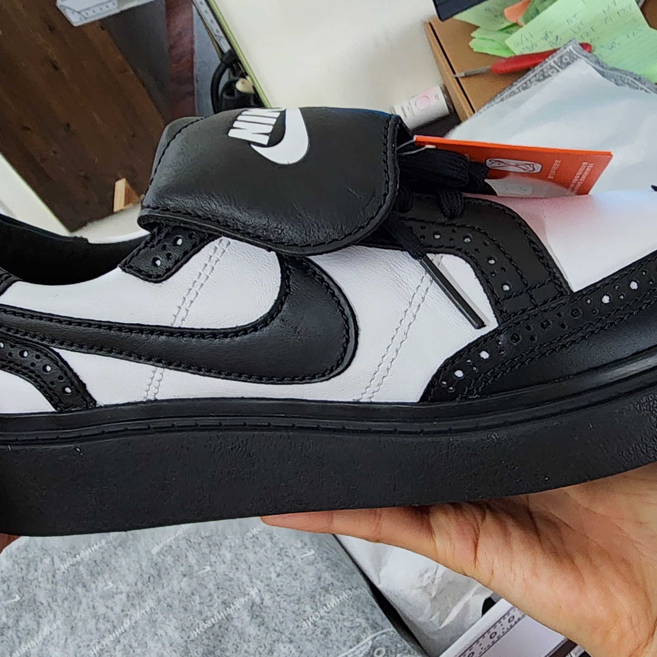Nike x Peaceminusone Kwondo1 Black and White 착용 스타일 - 3