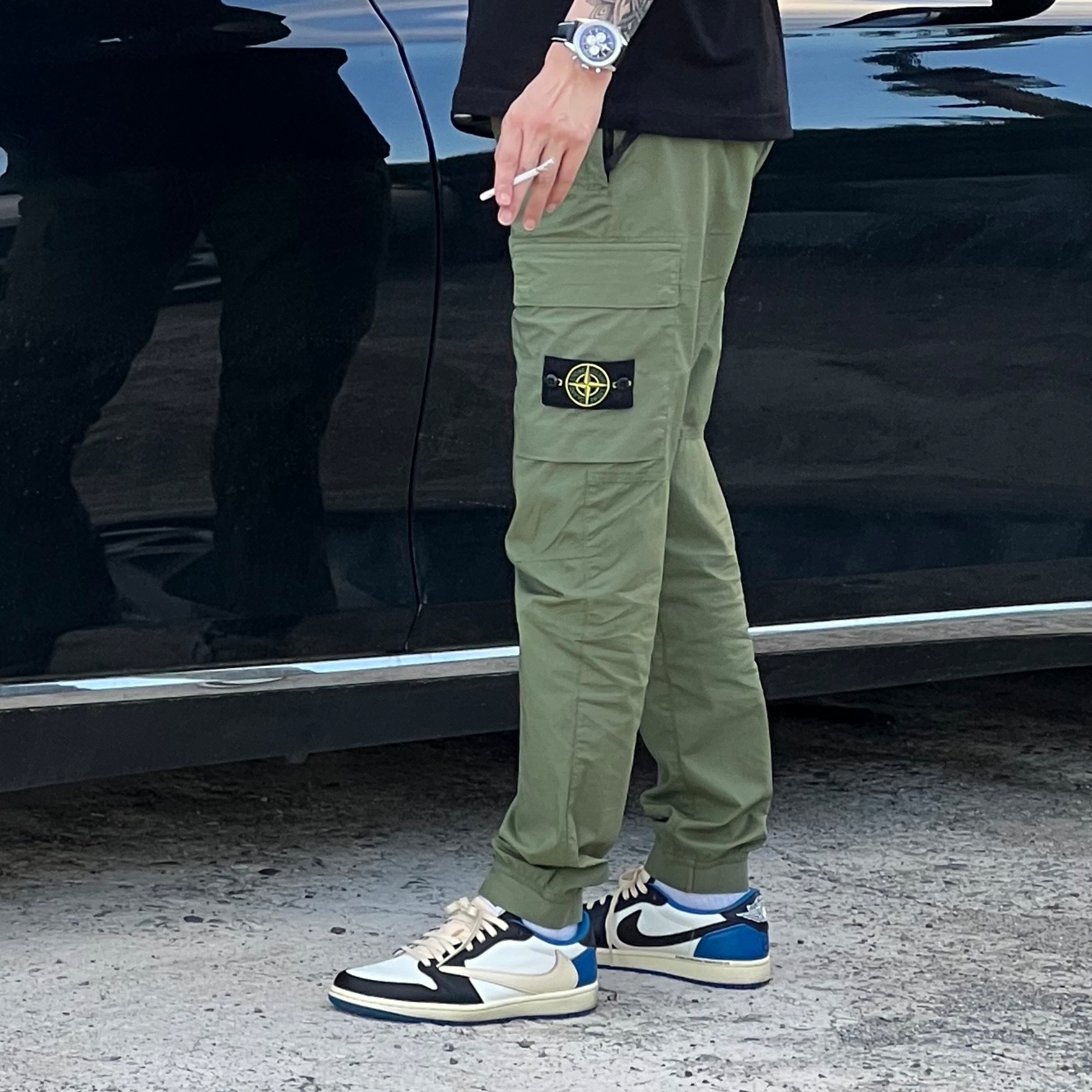 Jordan 1 x Travis Scott x Fragment Retro Low OG SP Military Blue 착용 스타일