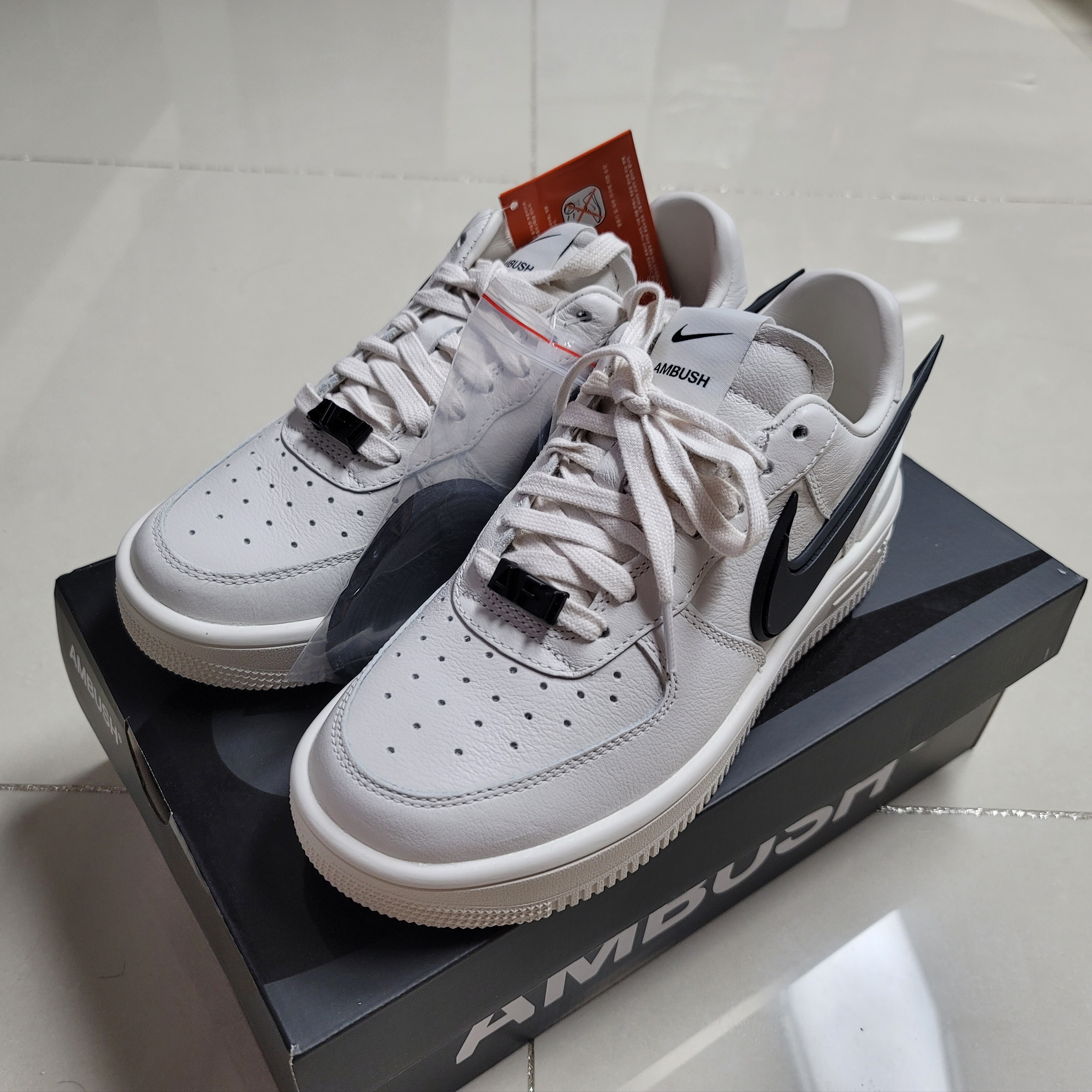 Nike x Ambush Air Force 1 Low SP Phantom 착용 스타일 - 1