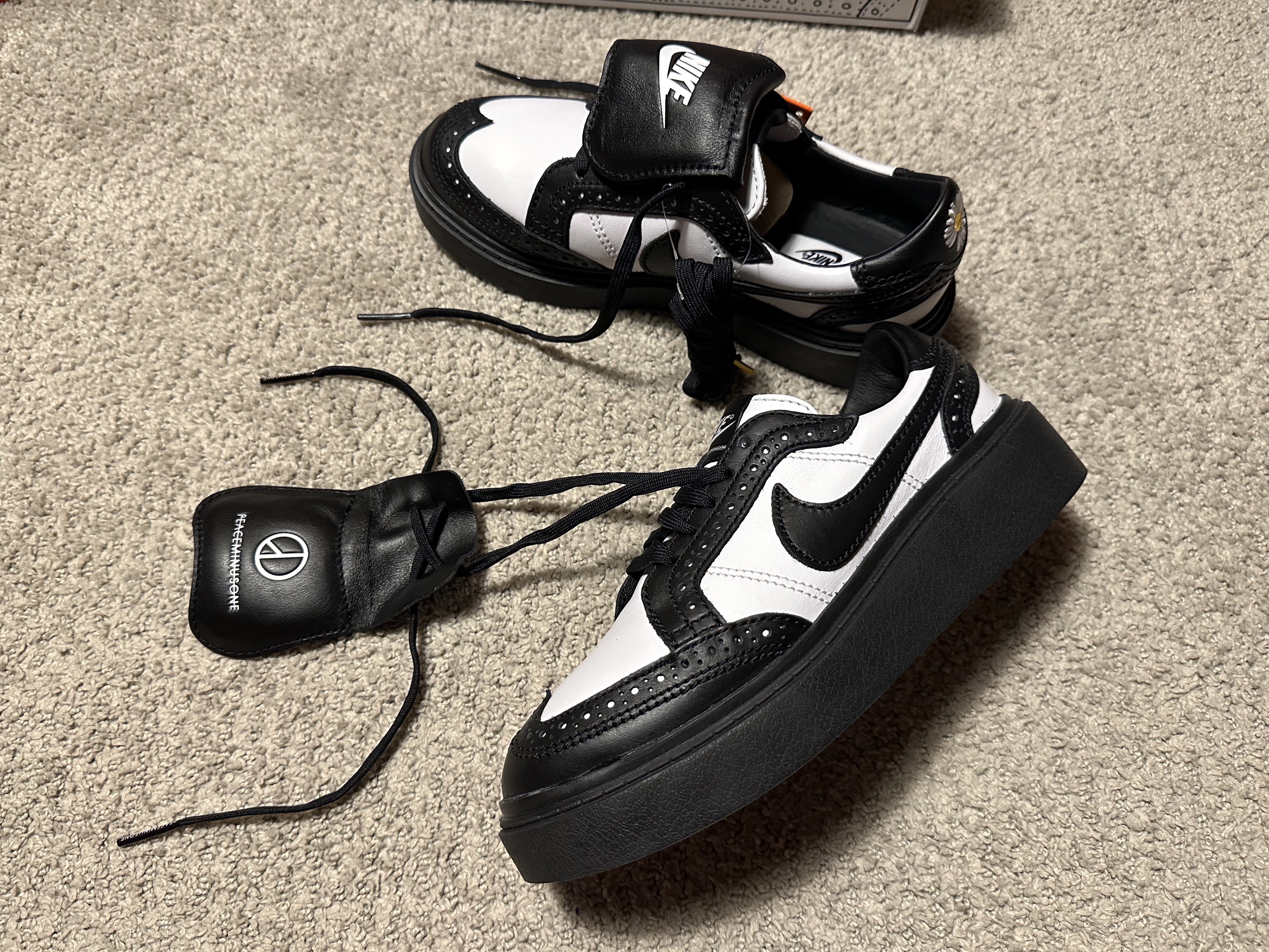 Nike x Peaceminusone Kwondo1 Black and White 착용 스타일 - 1