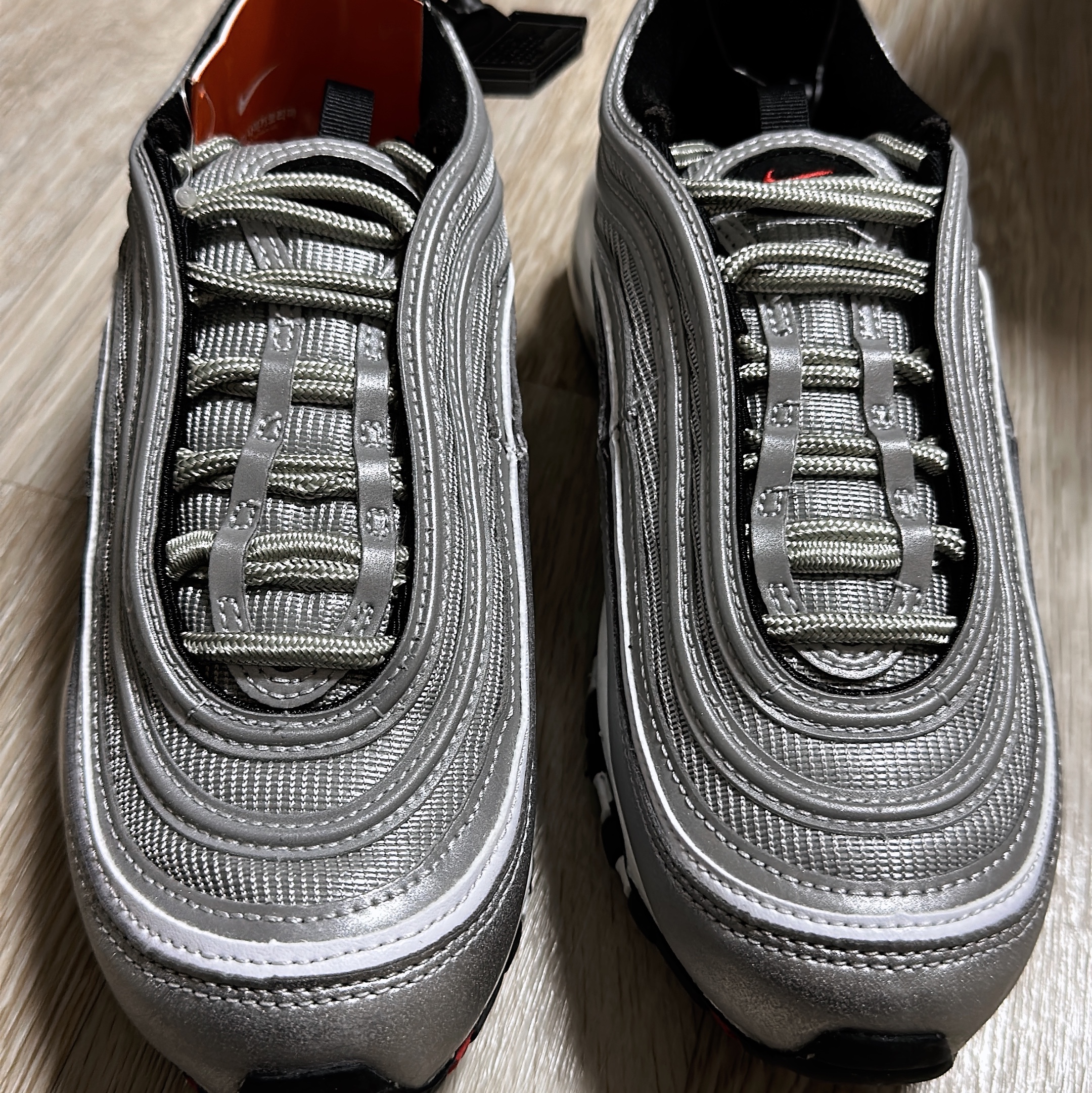 (W) Nike Air Max 97 OG Silver Bullet 2022 착용 스타일