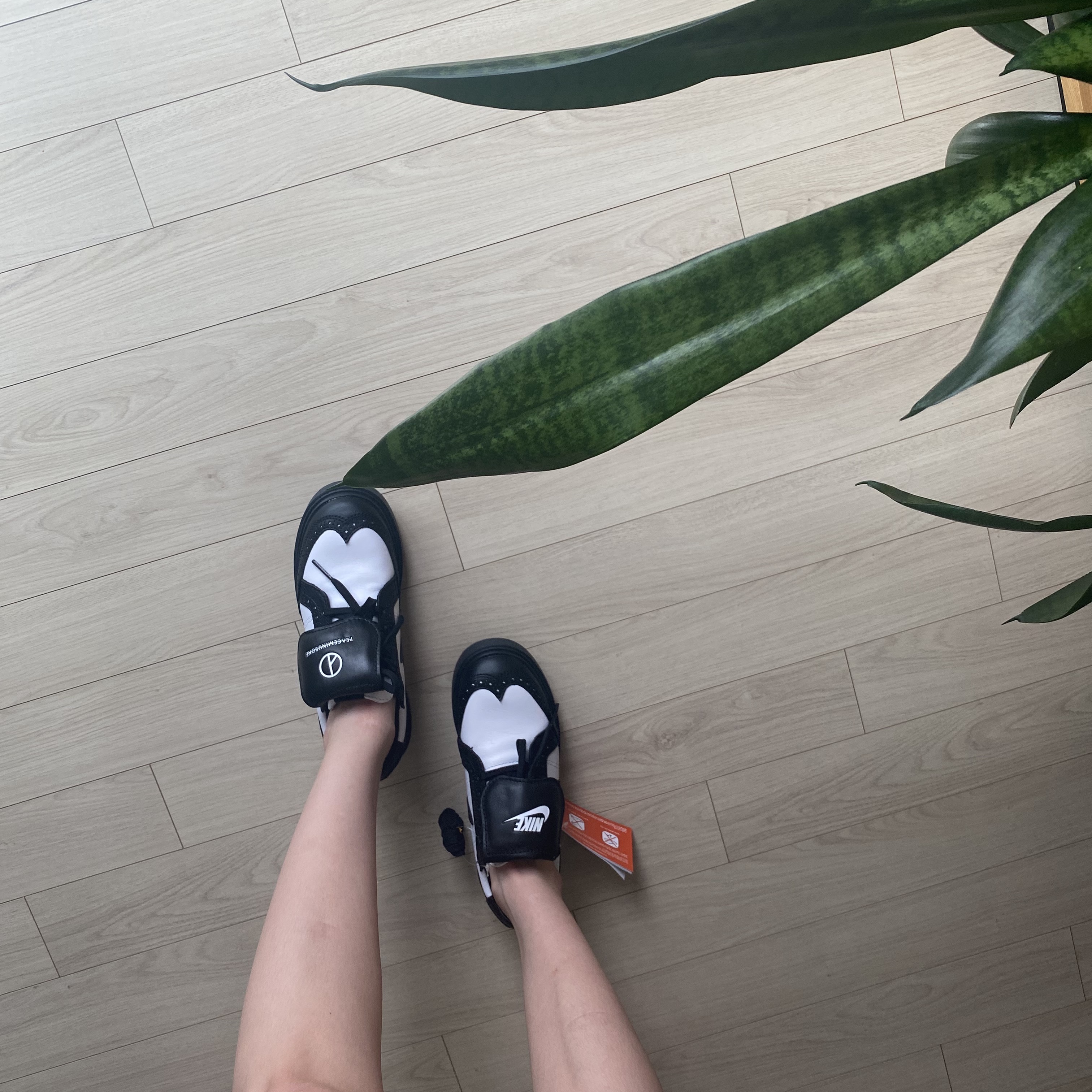 Nike x Peaceminusone Kwondo1 Black and White 착용 스타일 - 1