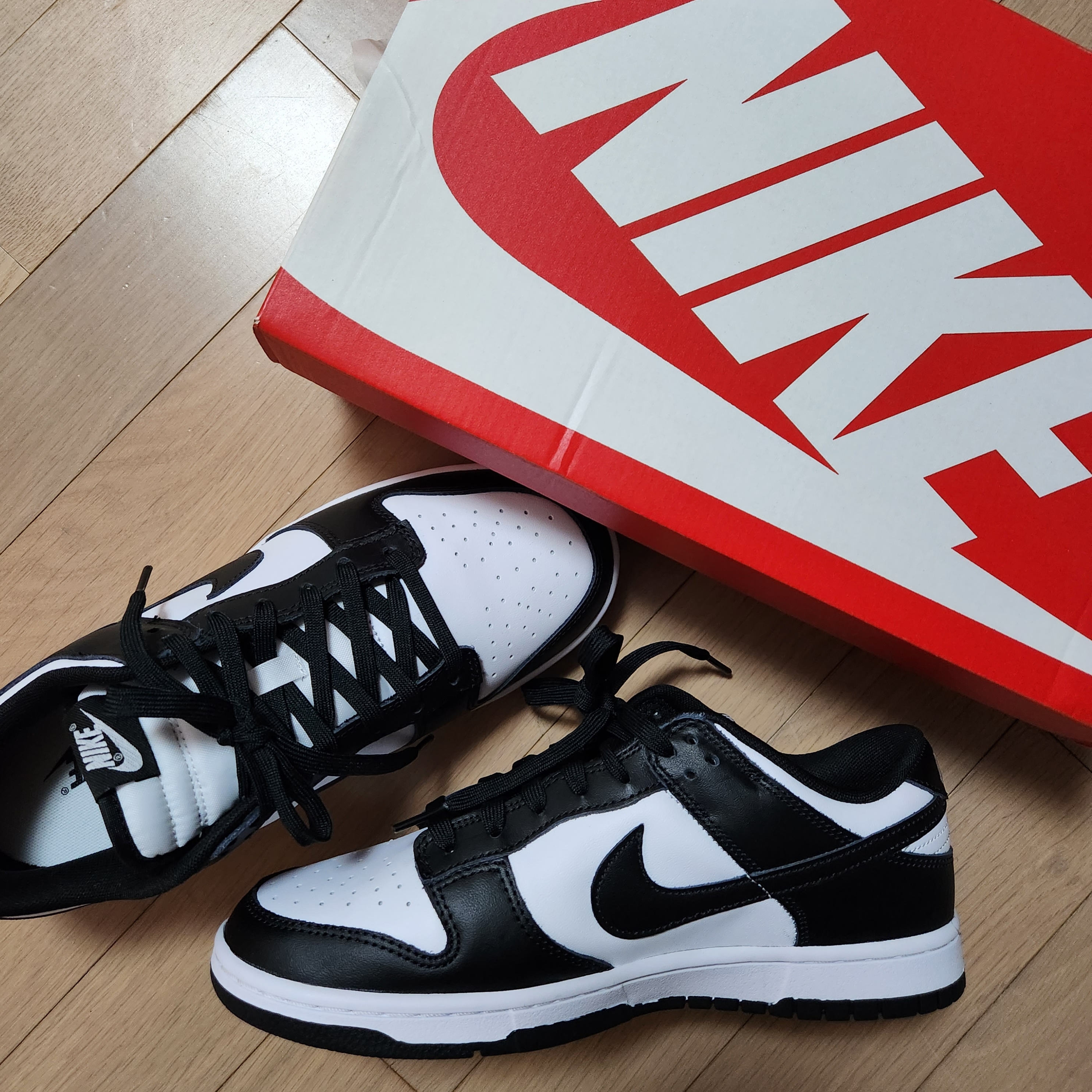Nike Dunk Low Retro Black 착용 스타일