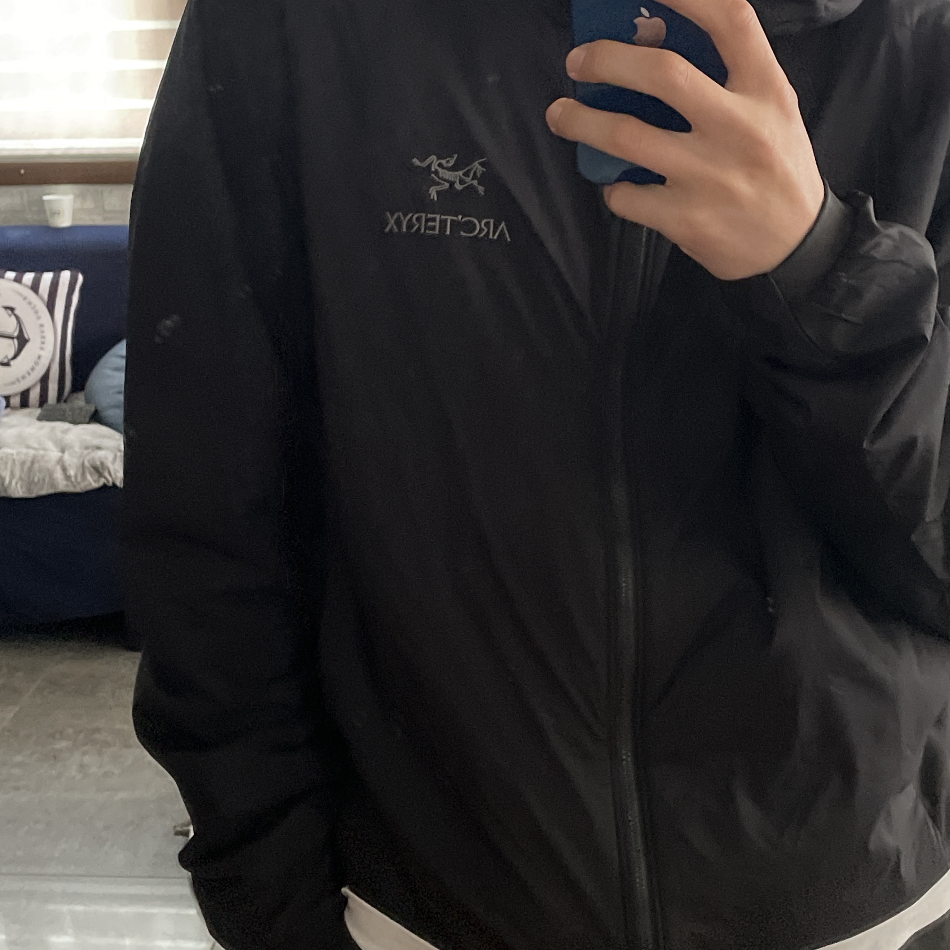 Arc'teryx Atom LT Hoody Black 착용 스타일