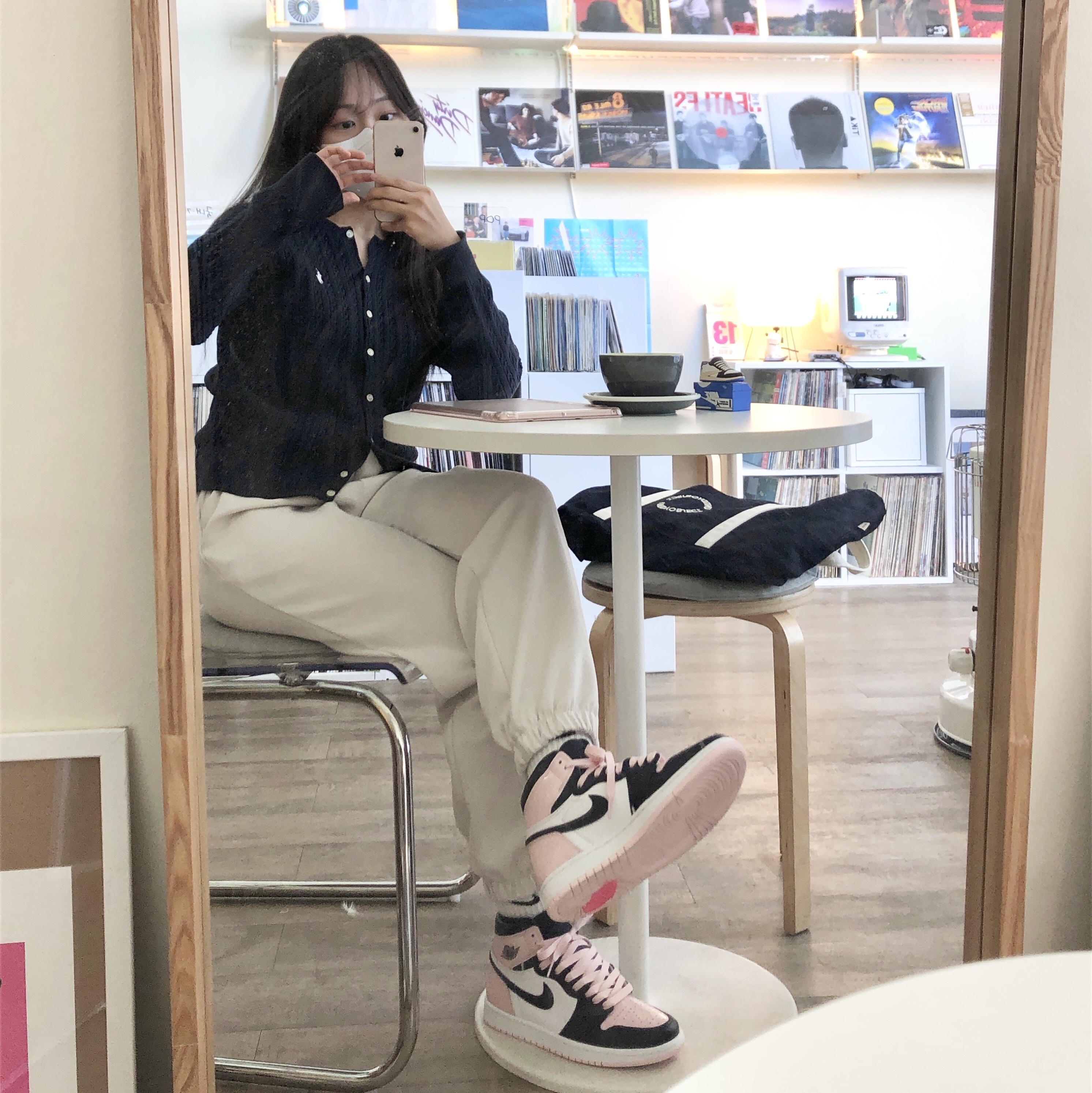 (W) Jordan 1 Retro High OG Atmosphere 착용 스타일