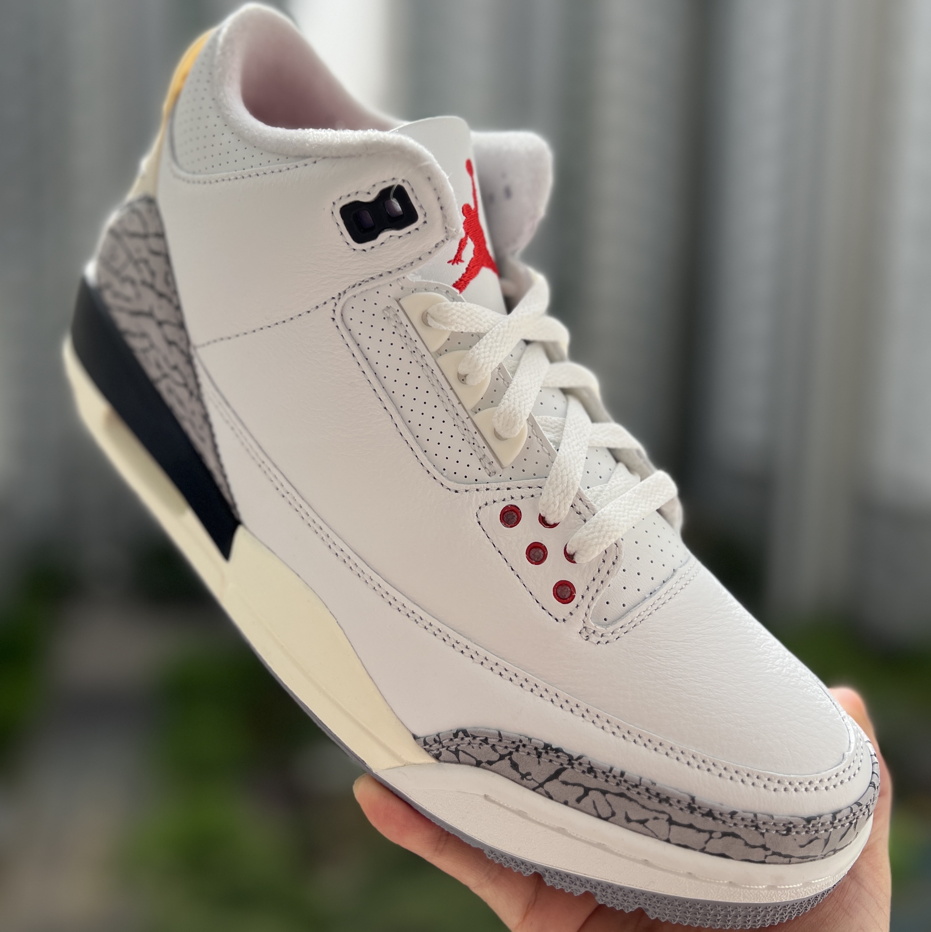Jordan 3 Retro White Cement Reimagined 착용 스타일 - 1