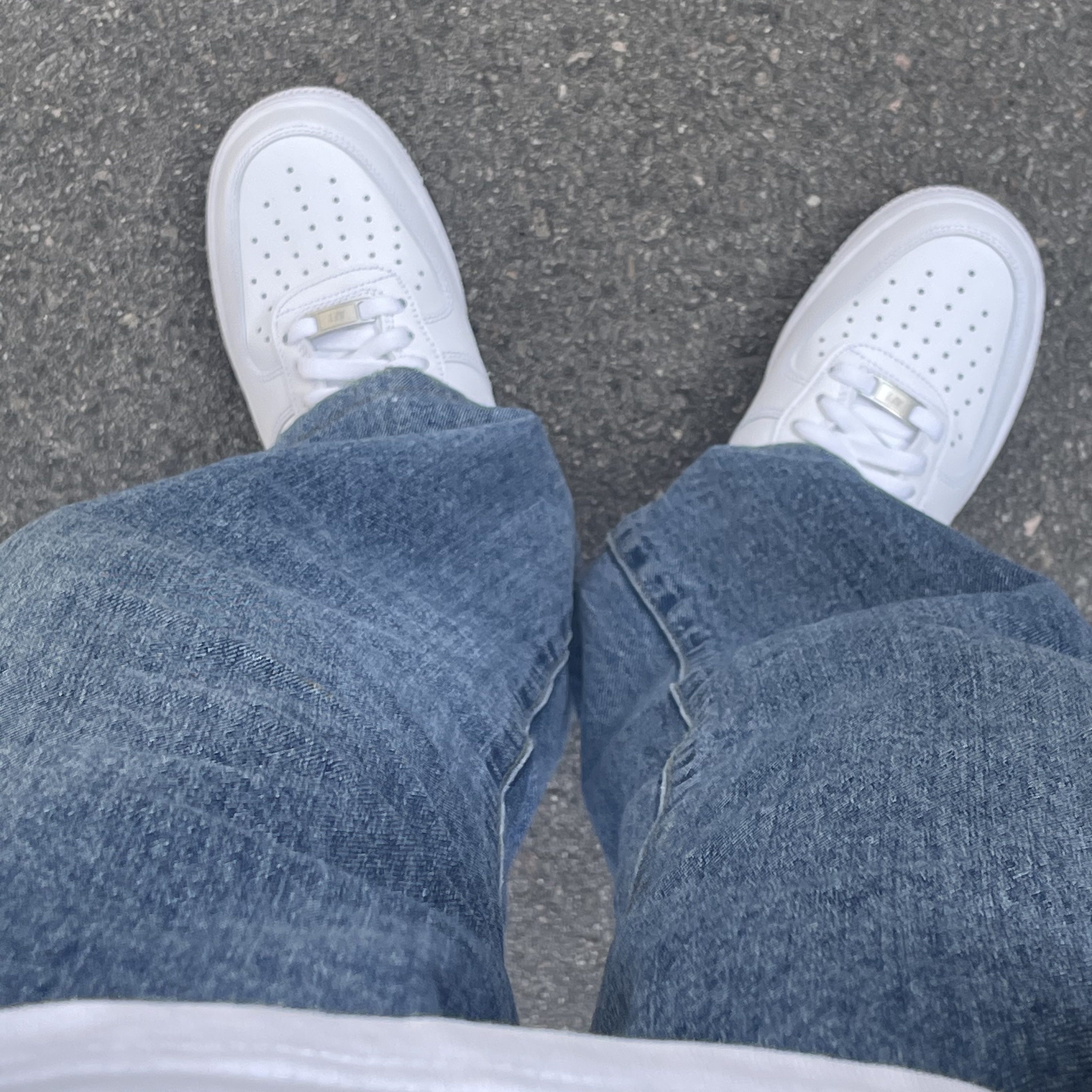 Nike Air Force 1 '07 Low White 착용 스타일