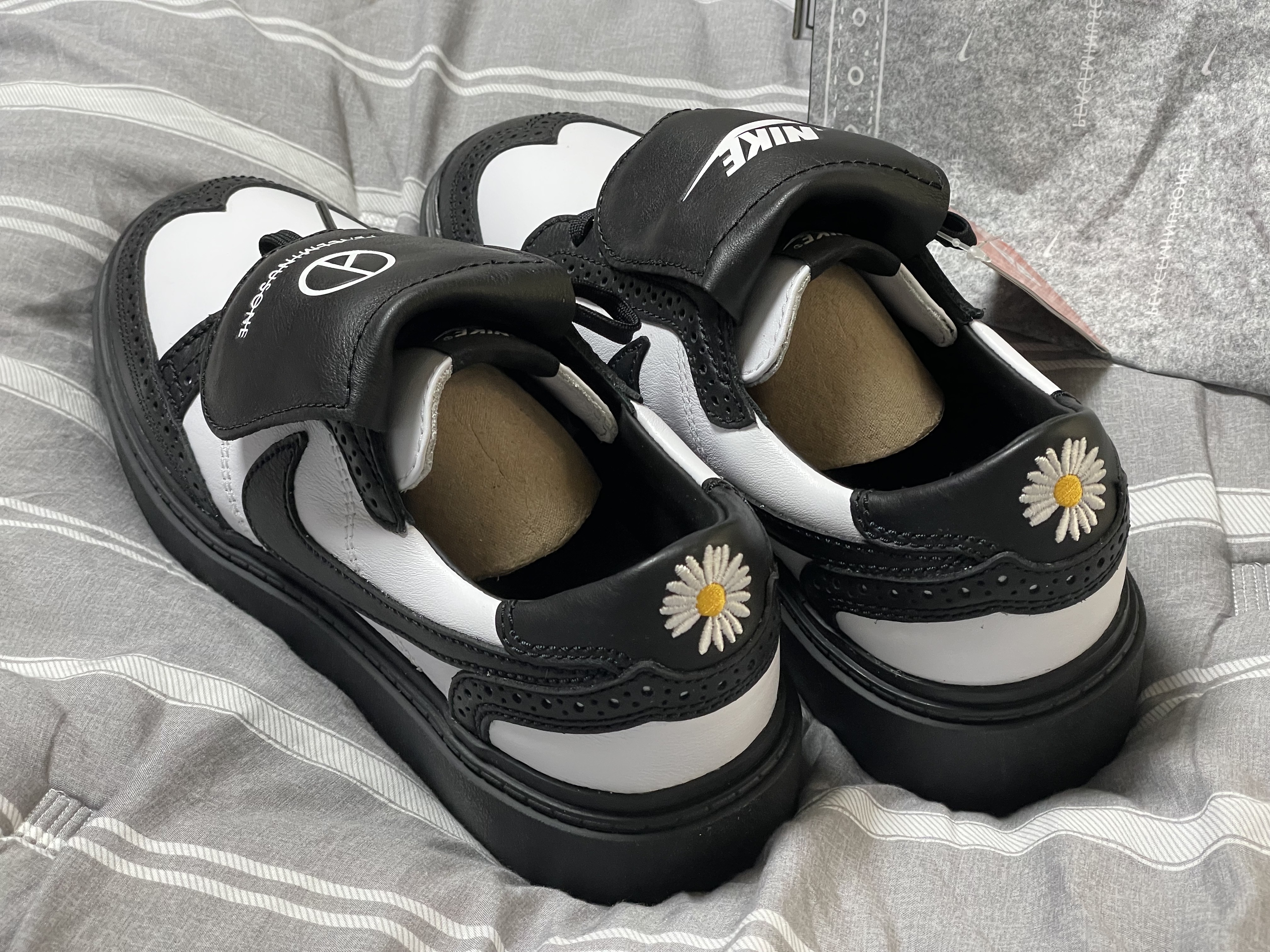 Nike x Peaceminusone Kwondo1 Black and White 착용 스타일 - 1