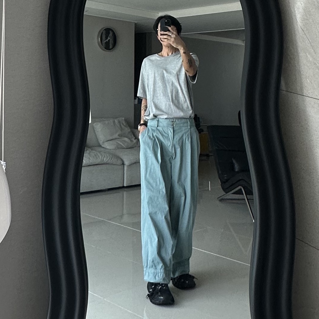 Balenciaga 3XL Sneakers Black White 착용 스타일 - 3