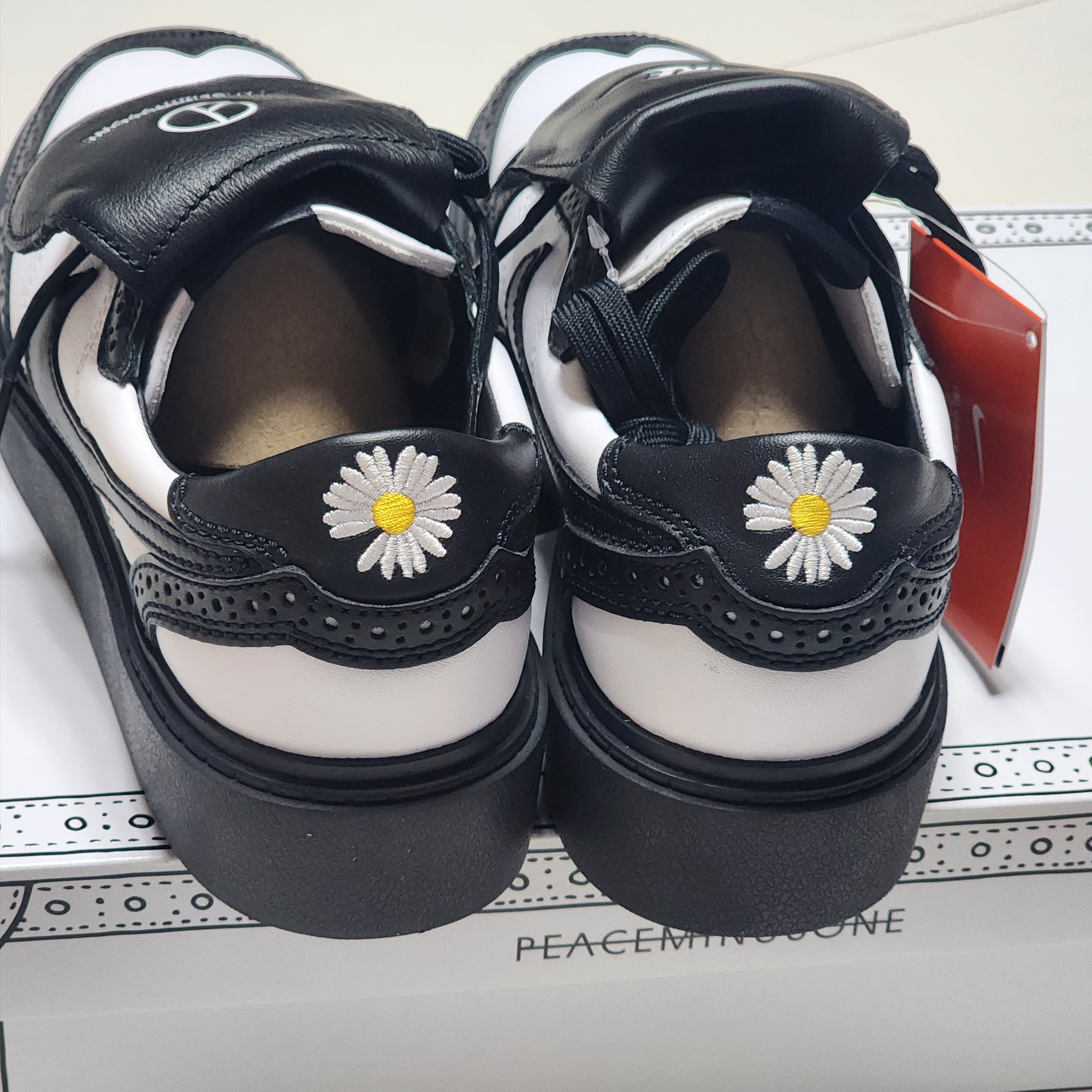 Nike x Peaceminusone Kwondo1 Black and White 착용 스타일 - 3