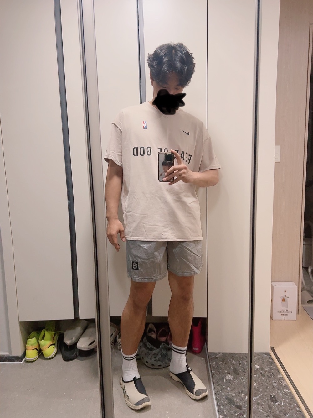 Stone Island B0943 Nylon Metal Swimming Trunk Ice - 22SS, Salomon RX Slide 3.0 Bleached Sand 착용 스타일