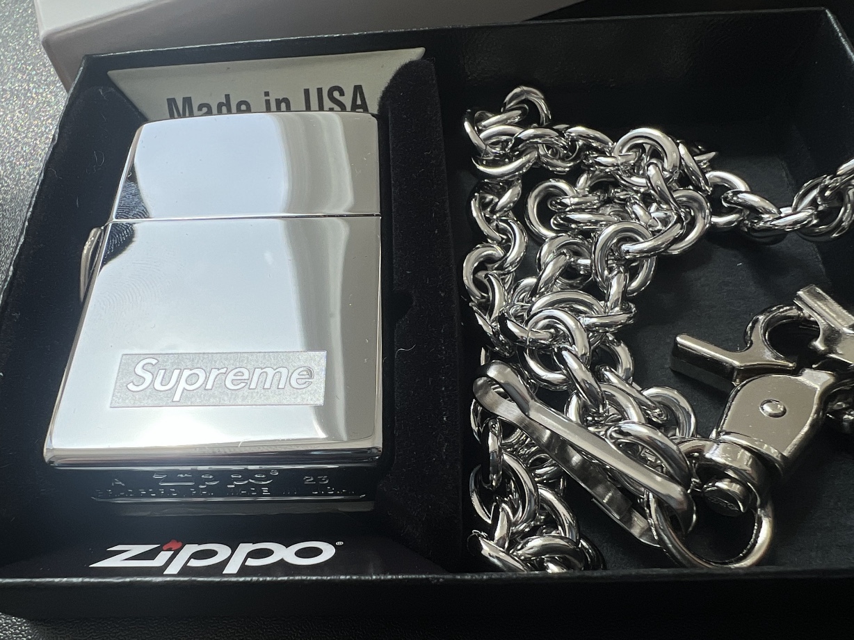 Supreme Chain Zippo Silver - 23SS 착용 스타일 - 2