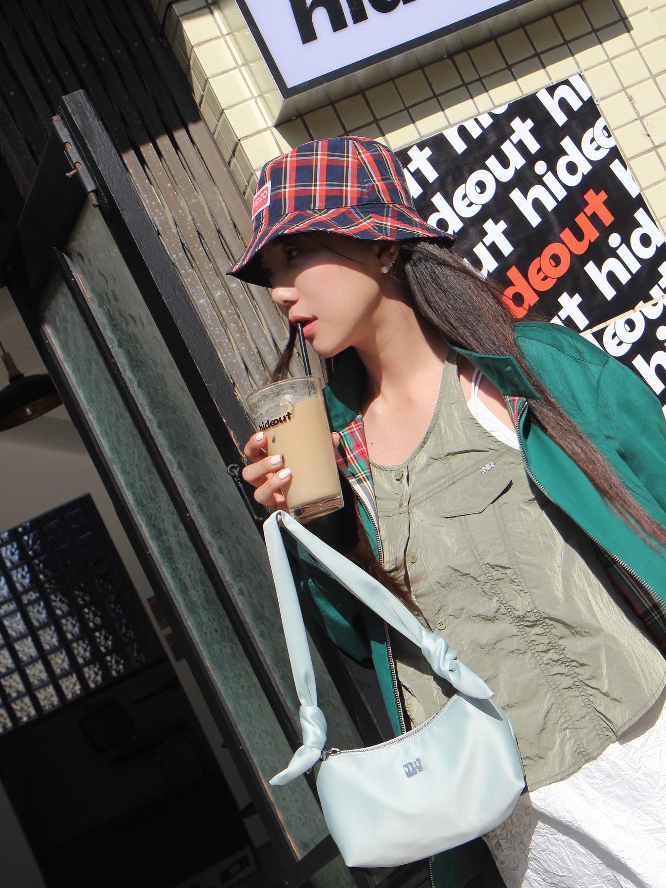 Kenzo Jungle Bucket Hat Black 착용 스타일 - 4