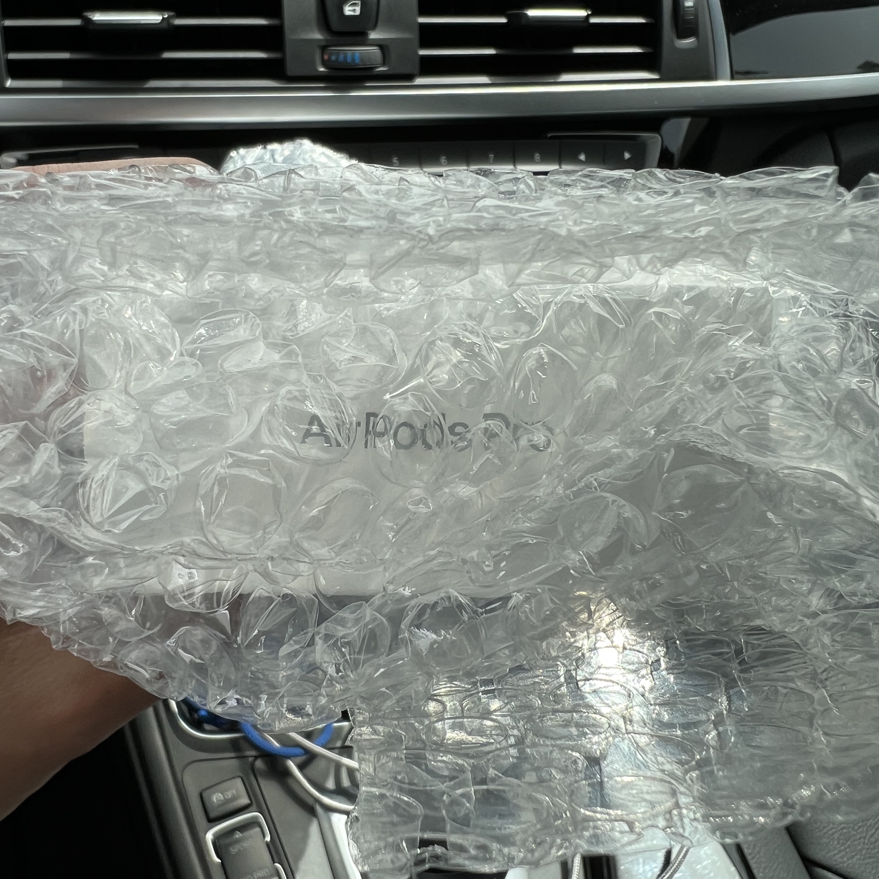 Apple AirPods Pro 2nd Gen (Korean Ver.) 착용 스타일 - 1