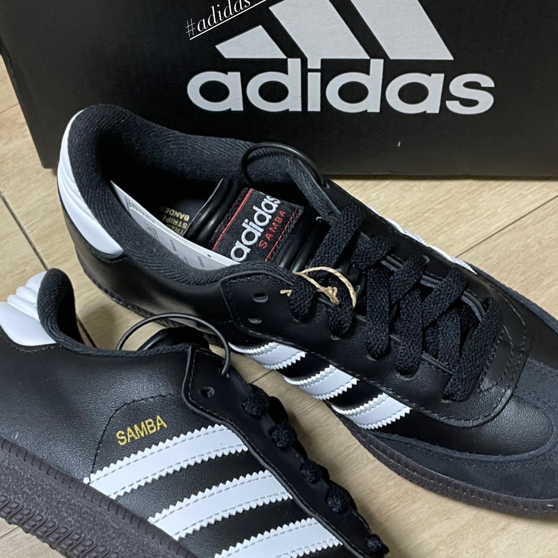 (J) Adidas Samba Classic Core Black 착용 스타일
