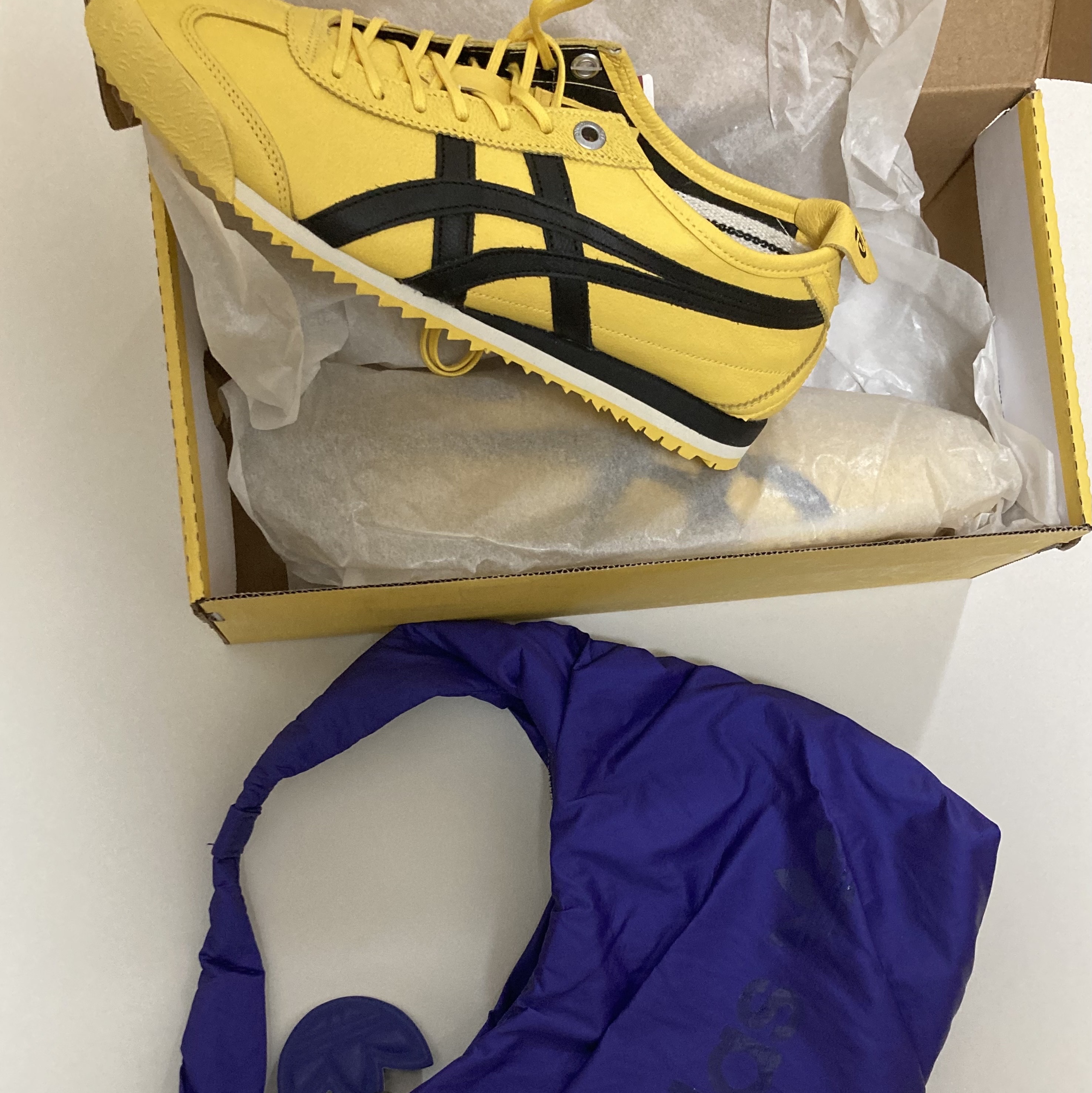 Onitsuka Tiger Mexico 66 SD Yellow Black 착용 스타일