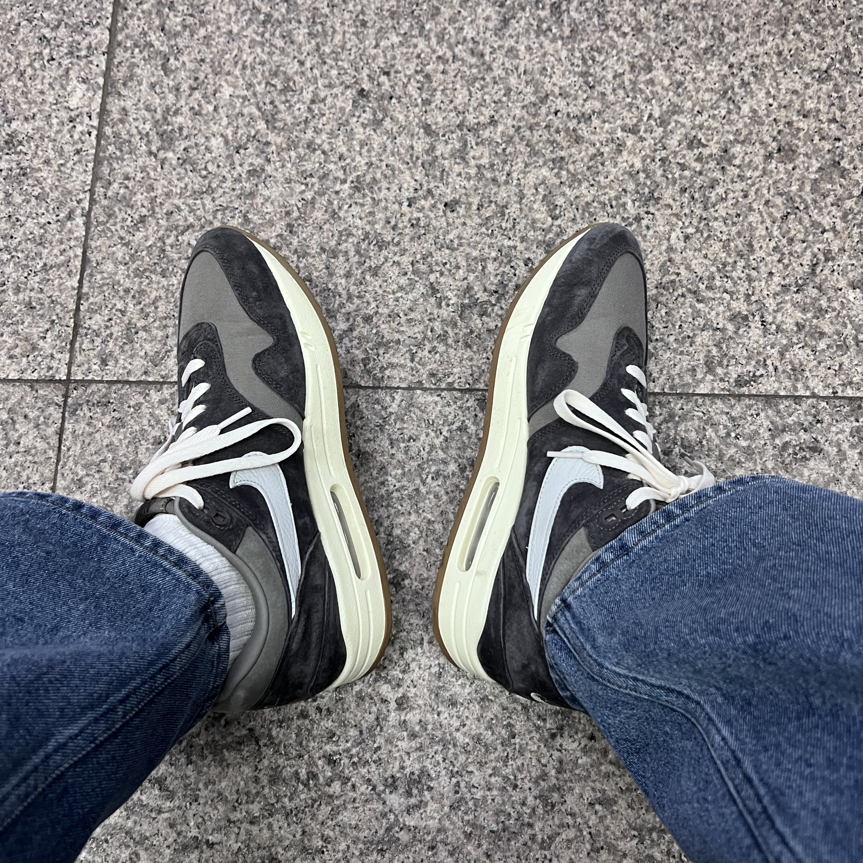 Nike Air Max 1 Crepe 착용 스타일