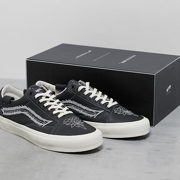 Vans Vault x Shane Gonzales OG Old Skool LX Black 착용 스타일 - 1