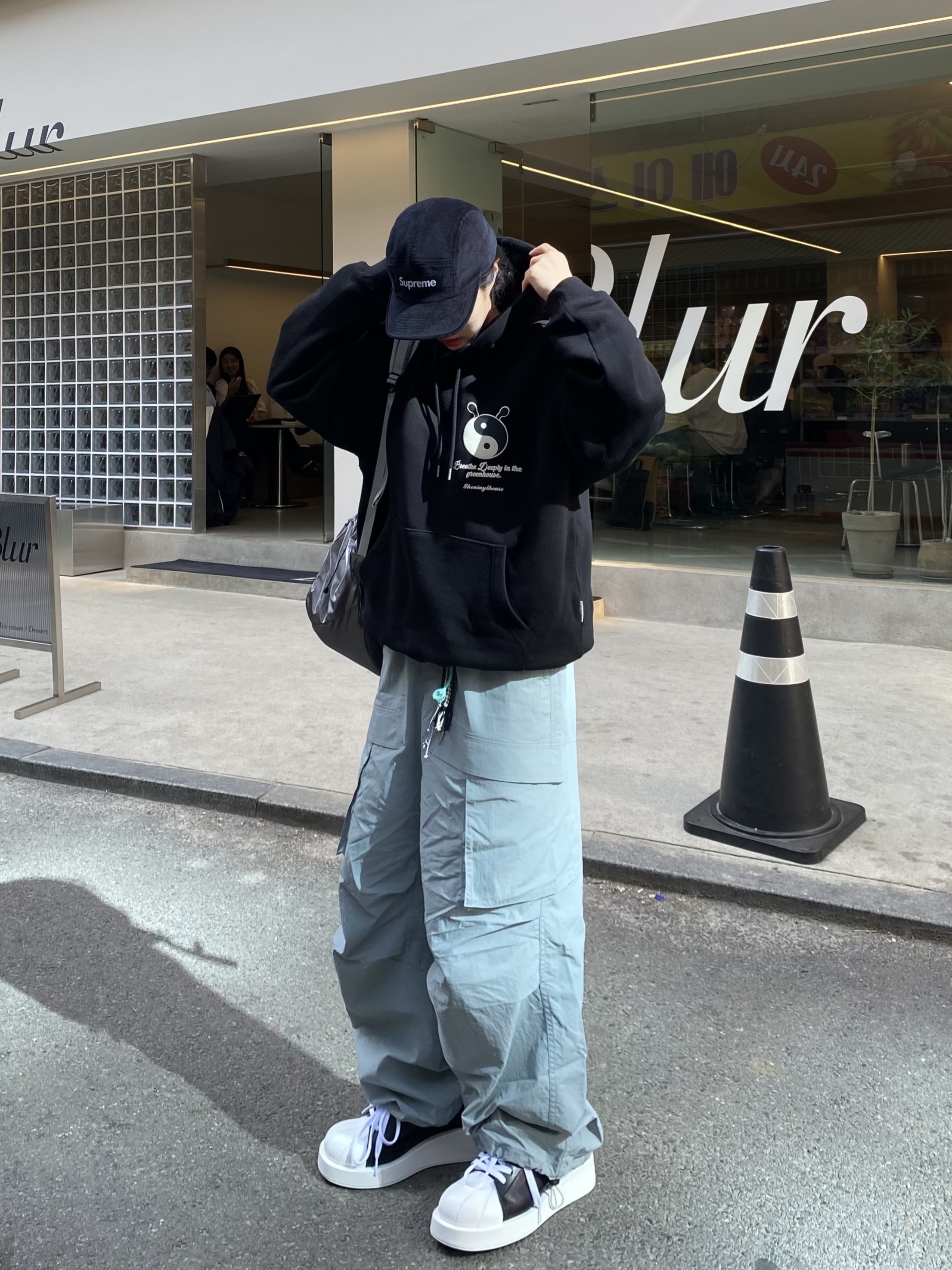 Supreme Corduroy Camp Cap Black - 22FW 착용 스타일