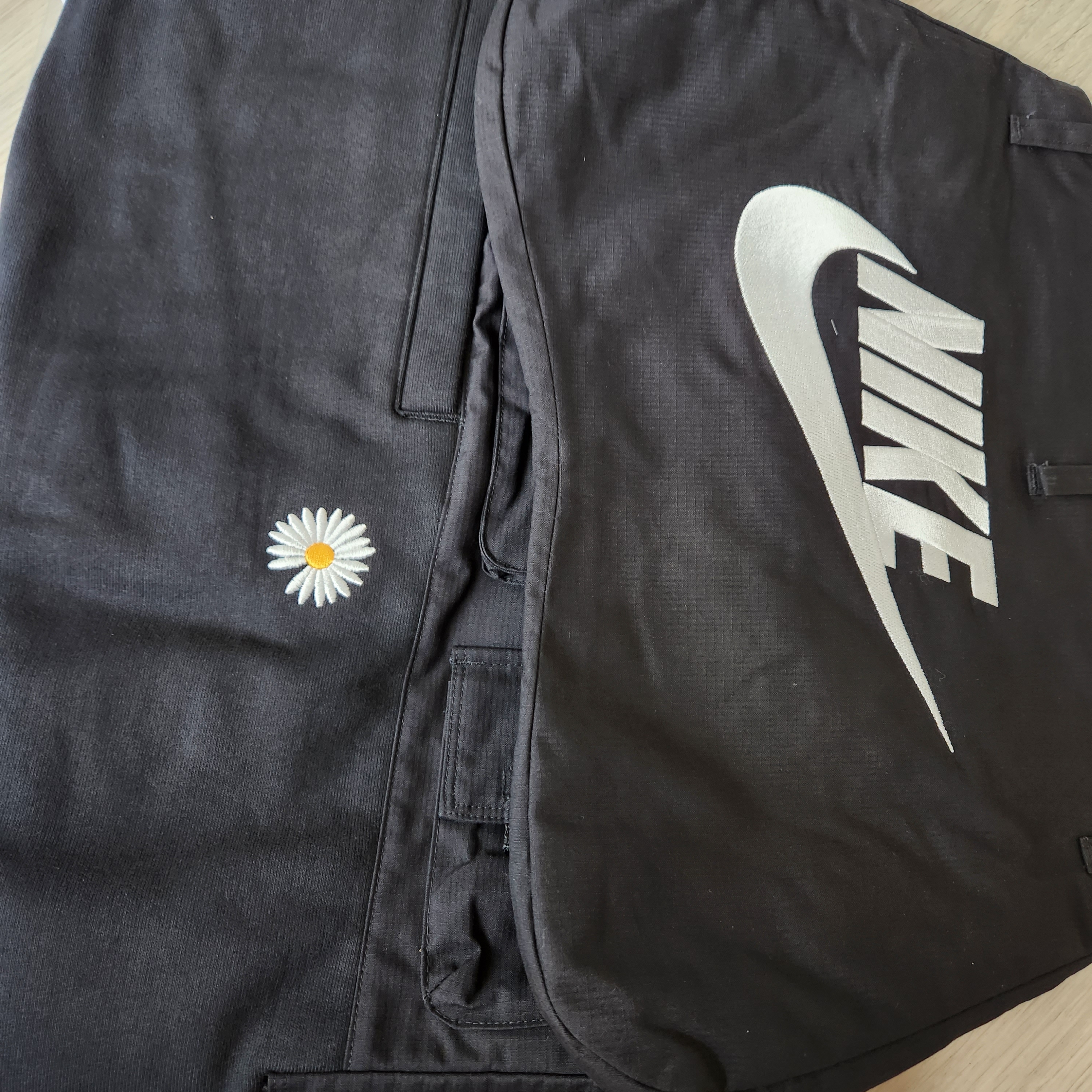 Nike x Peaceminusone Wide Pants Black (DR0096-010) 착용 스타일