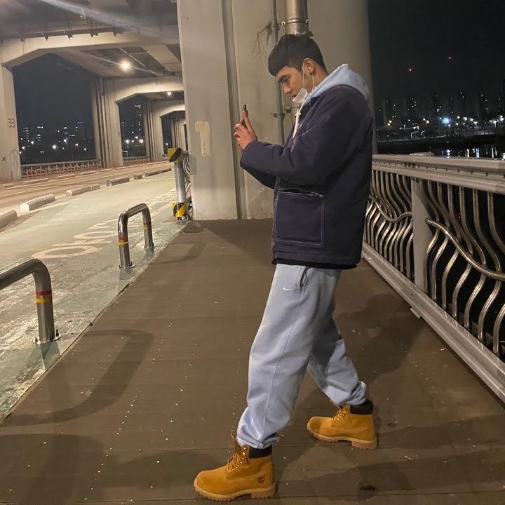 Timberland x Comme des Garcons Shirt x Supreme 6 Inch Boot Wheat - Medium, Nike NRG Solo Swoosh Fleece Hoodie Celestine Blue - US/EU 착용 스타일