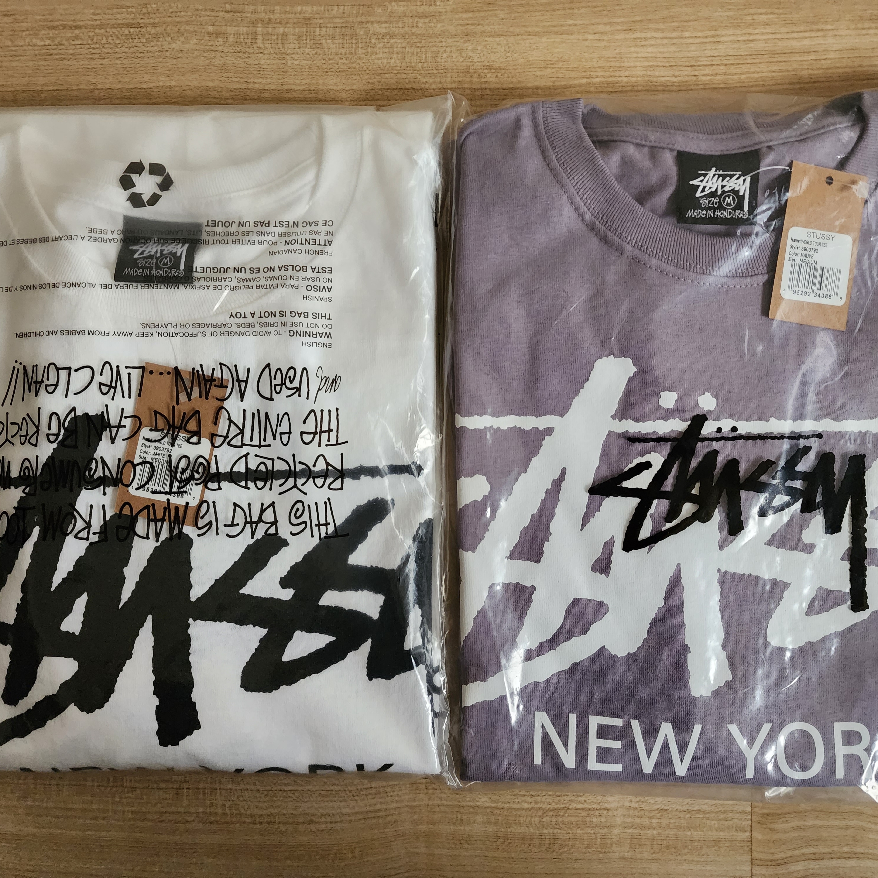 Stussy World Tour T-Shirt Mauve 2023 착용 스타일