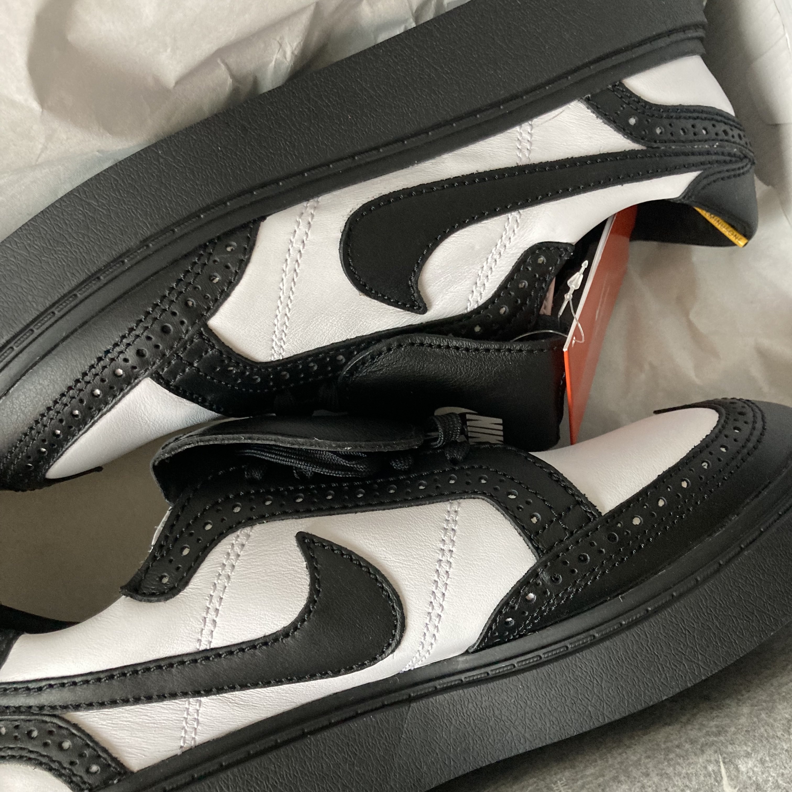 Nike x Peaceminusone Kwondo1 Black and White 착용 스타일 - 1