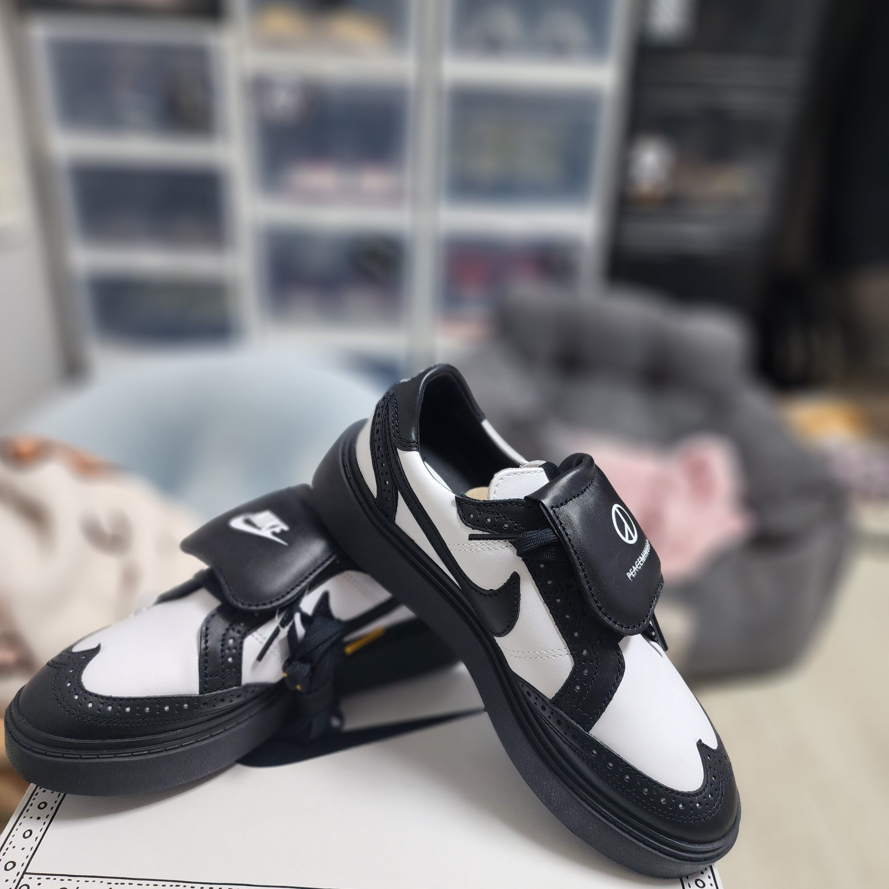 Nike x Peaceminusone Kwondo1 Black and White 착용 스타일 - 4