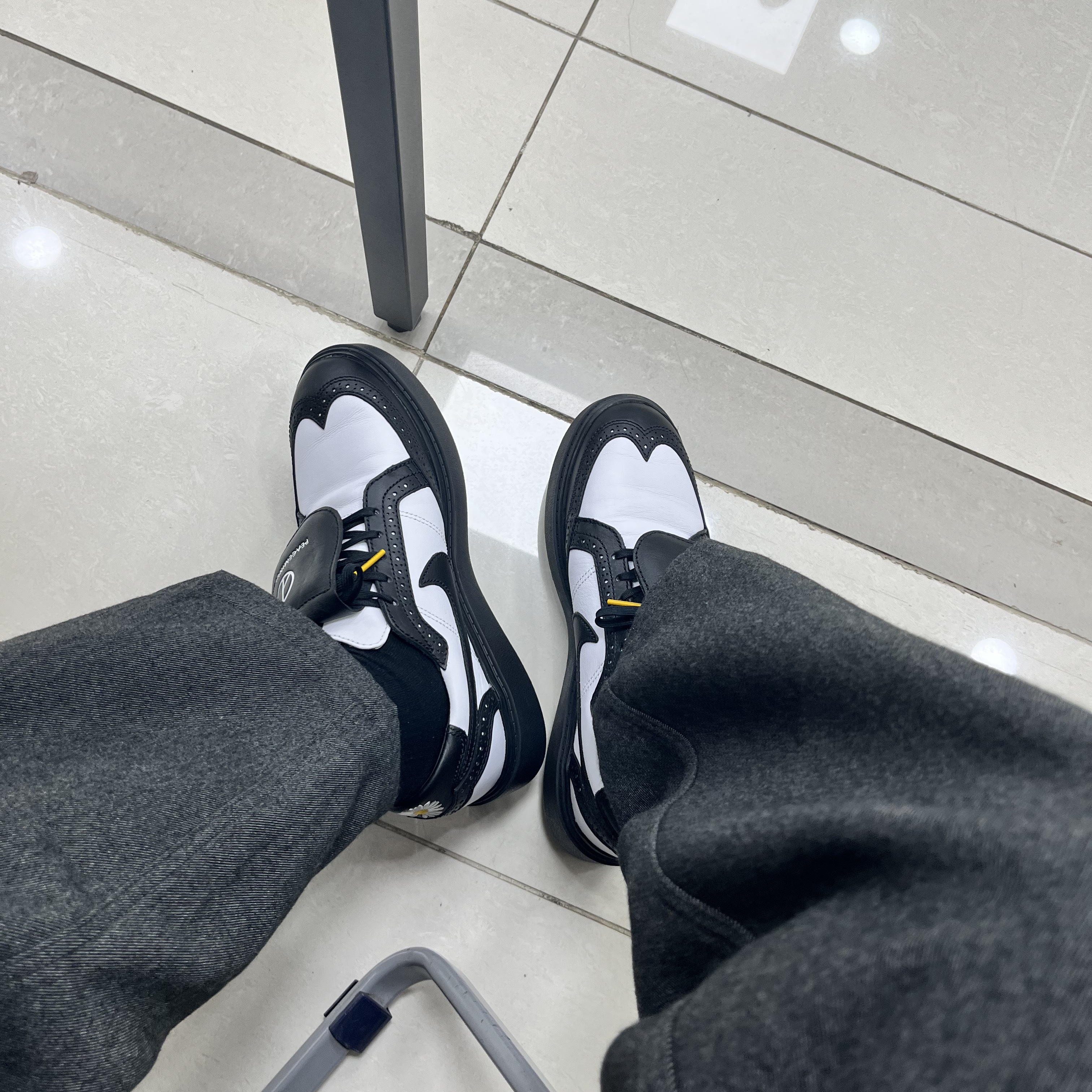 Nike x Peaceminusone Kwondo1 Black and White 착용 스타일