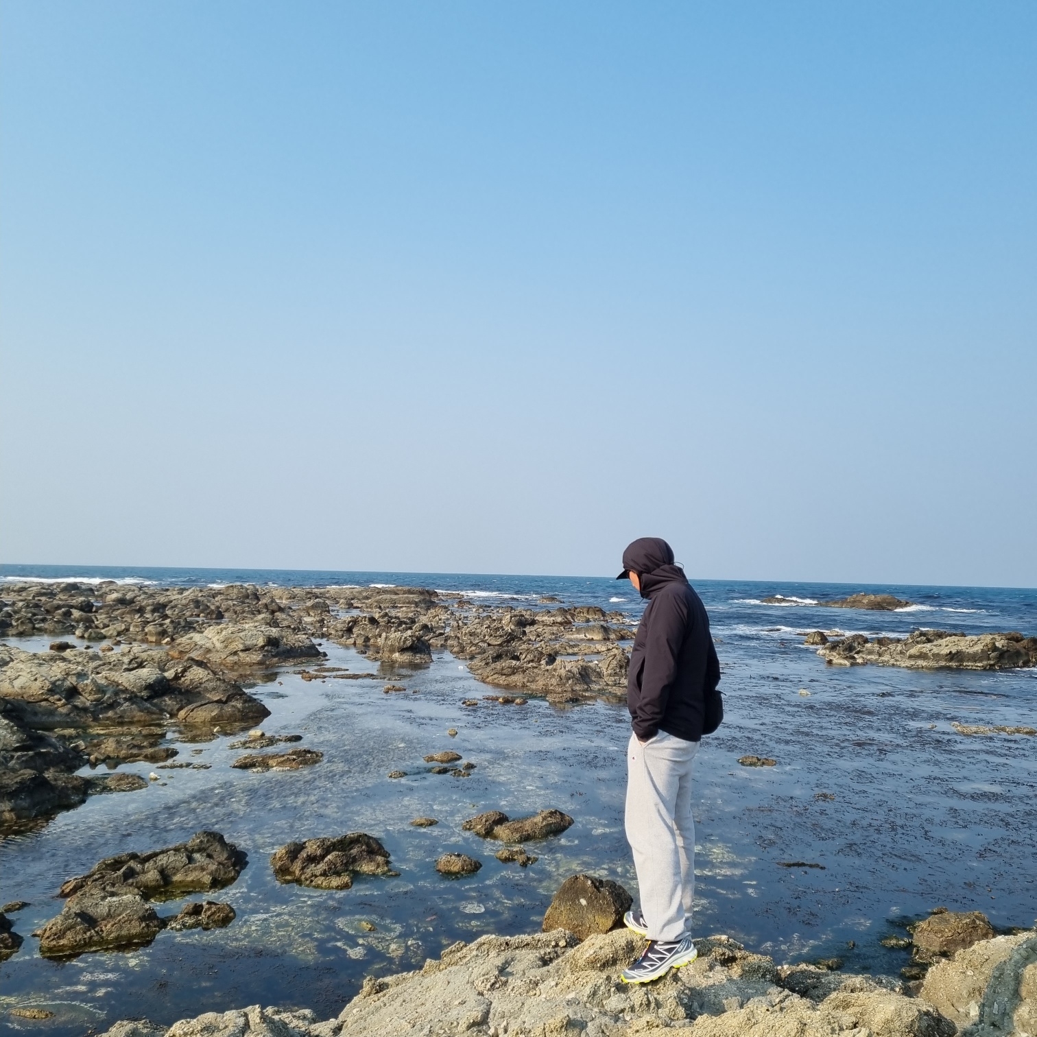 Arc'teryx Atom LT Hoody 24K Black 착용 스타일