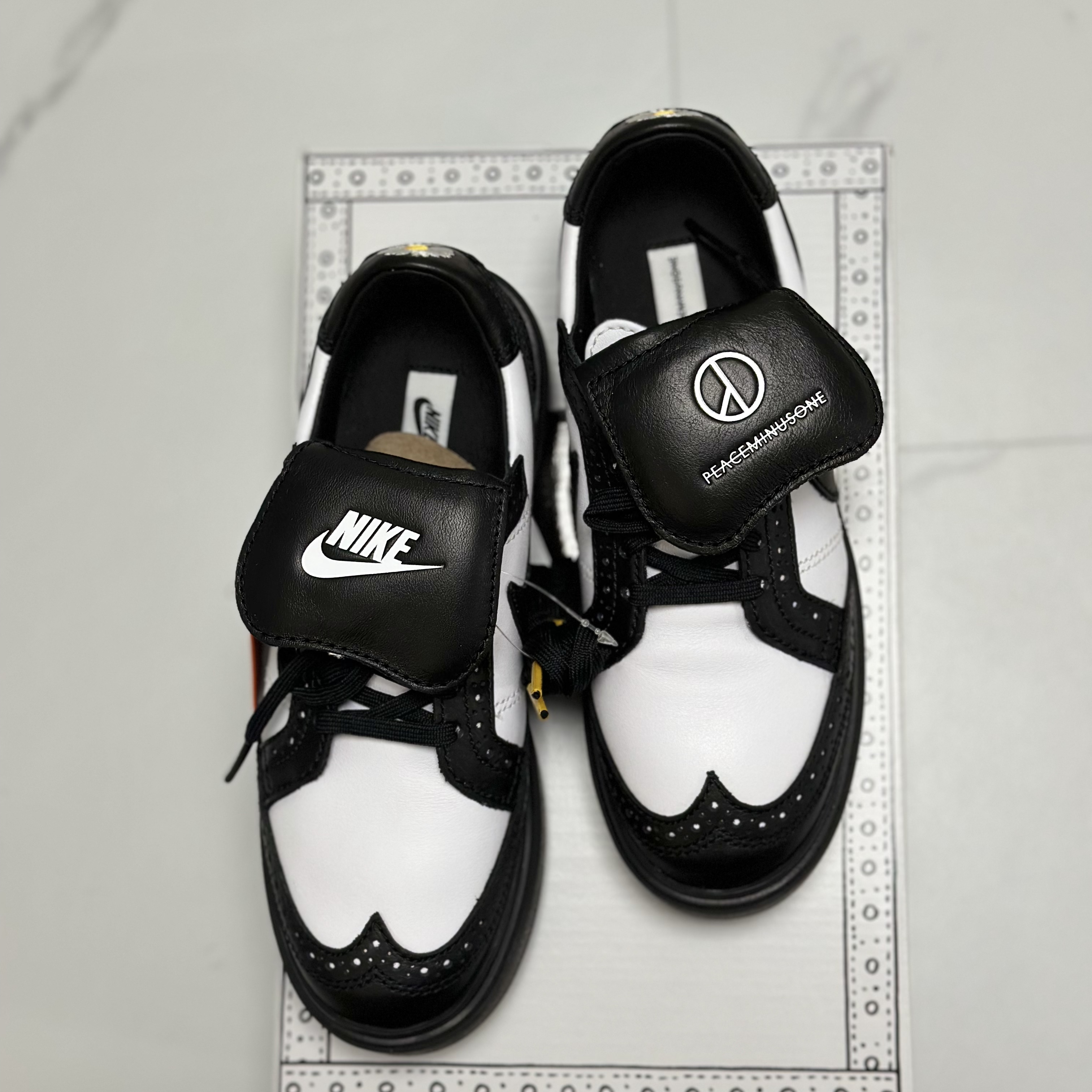 Nike x Peaceminusone Kwondo1 Black and White 착용 스타일 - 2