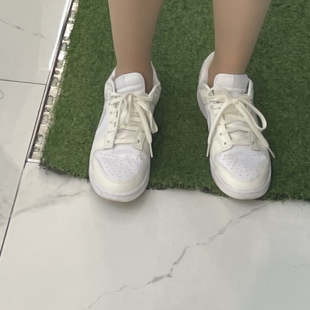 (W) Nike Dunk Low White and Sail 착용 스타일