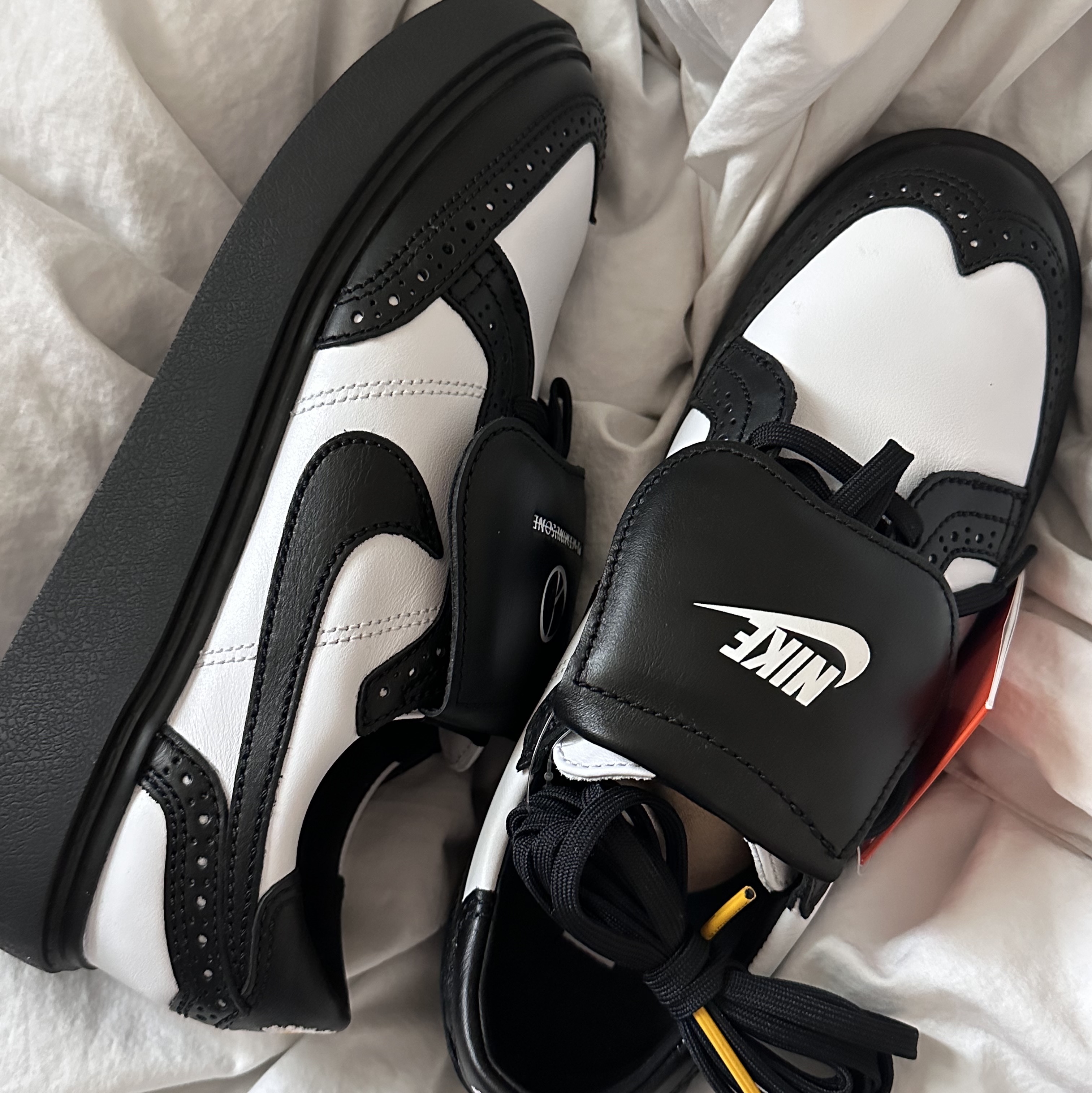 Nike x Peaceminusone Kwondo1 Black and White 착용 스타일