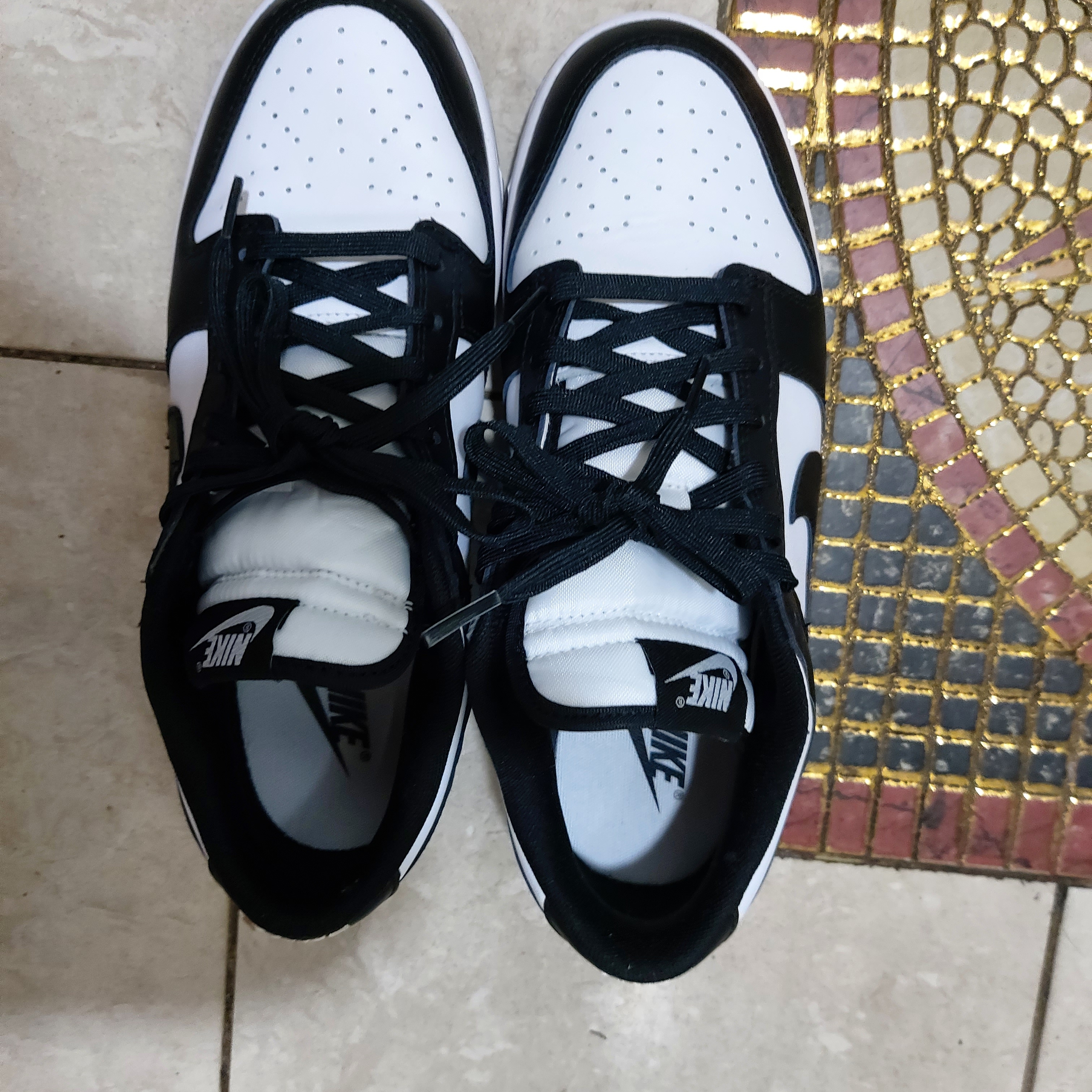 Nike Dunk Low Retro Black 착용 스타일